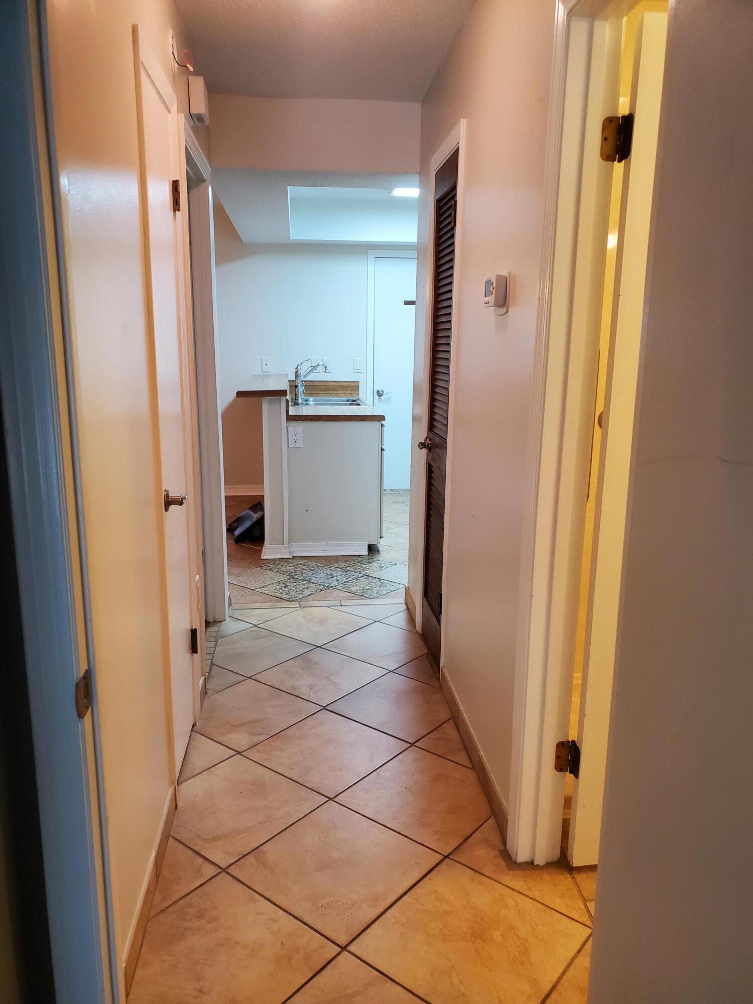 CANTERBURY WOODS - Residential