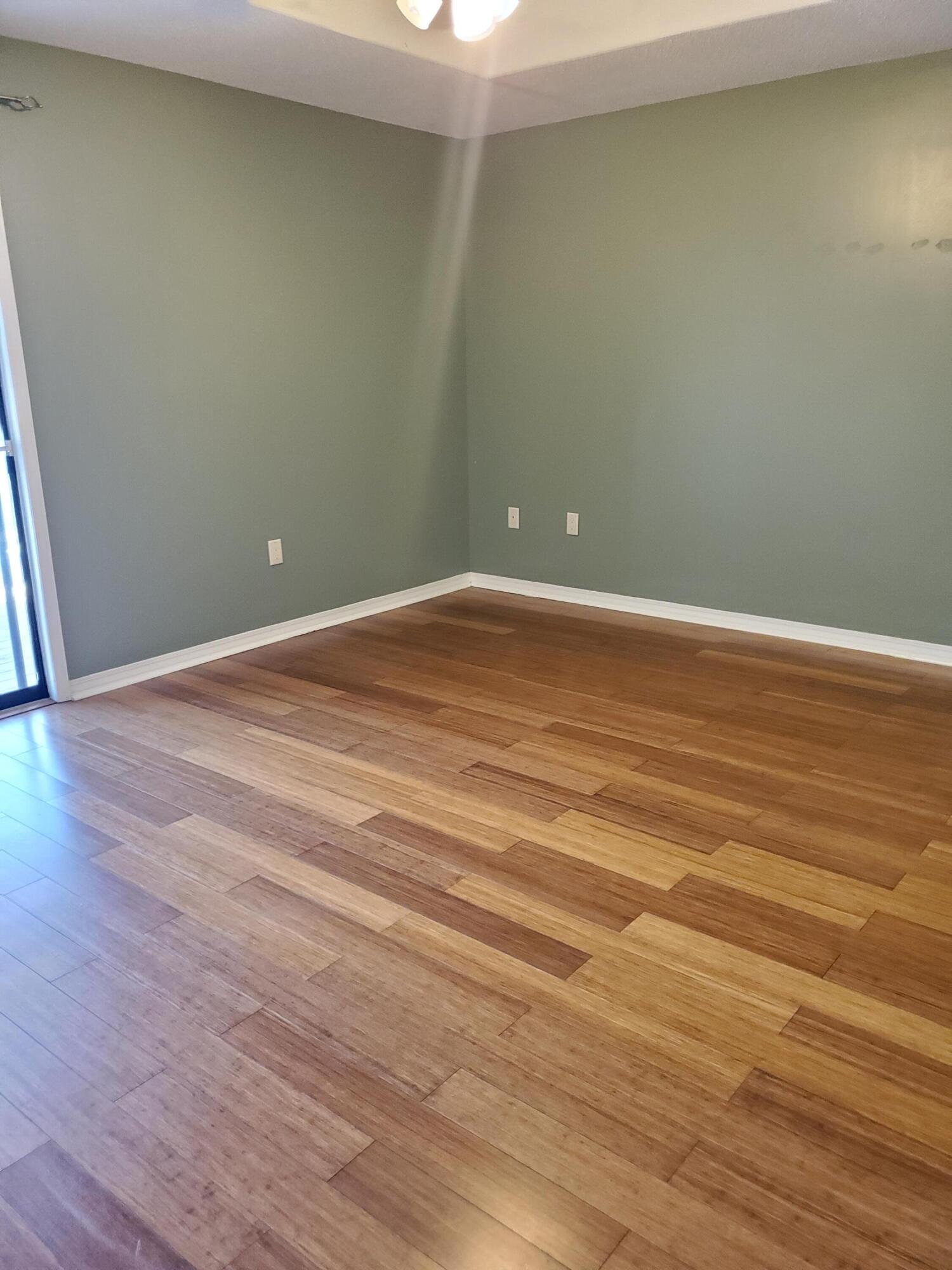 CANTERBURY WOODS - Residential