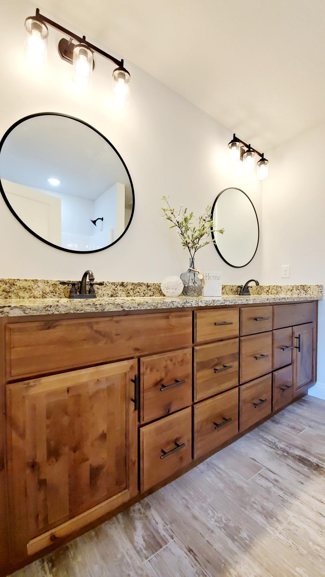 GARDEN CITY - Residential