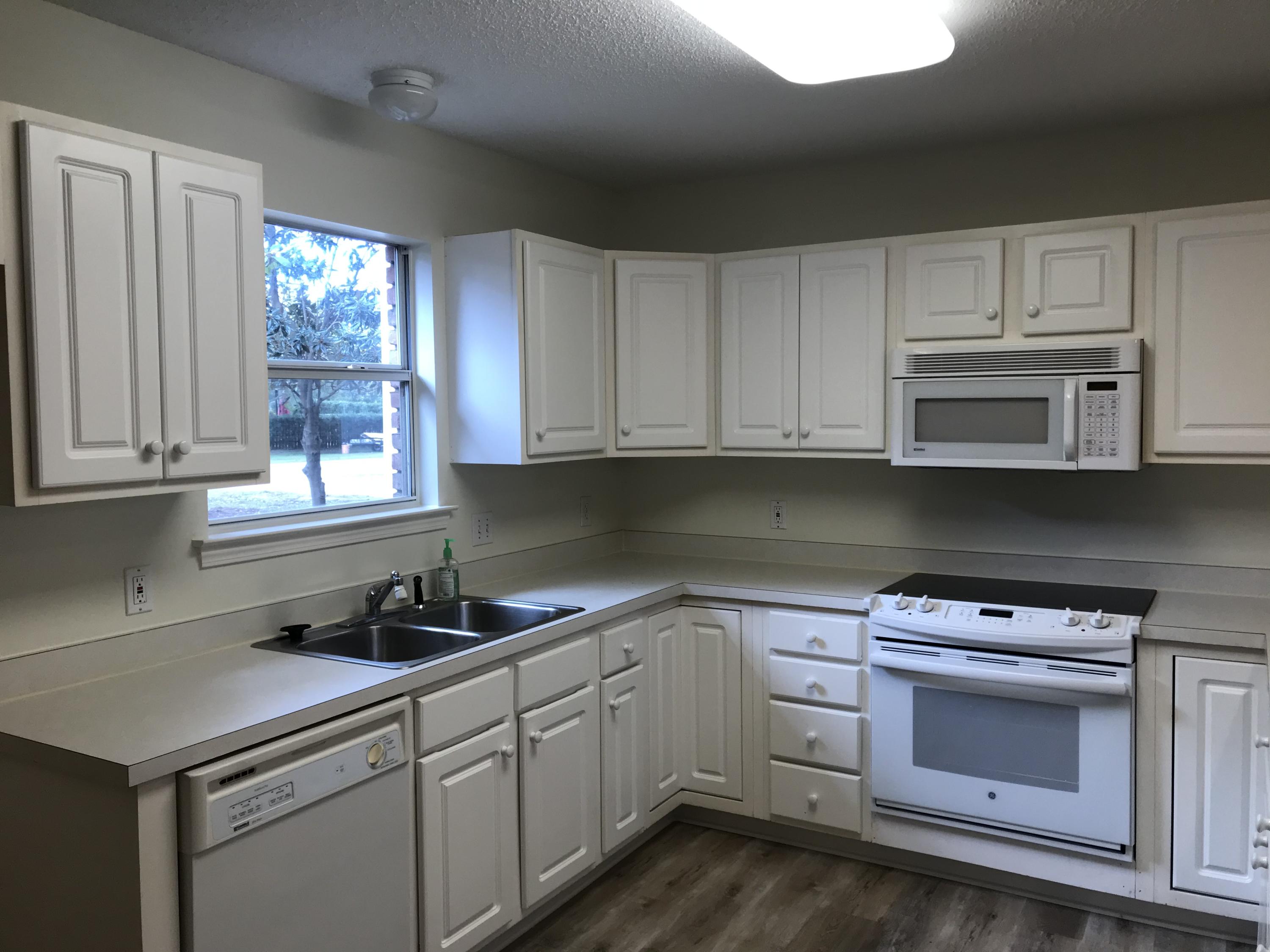 BON VILLAS - Residential Lease