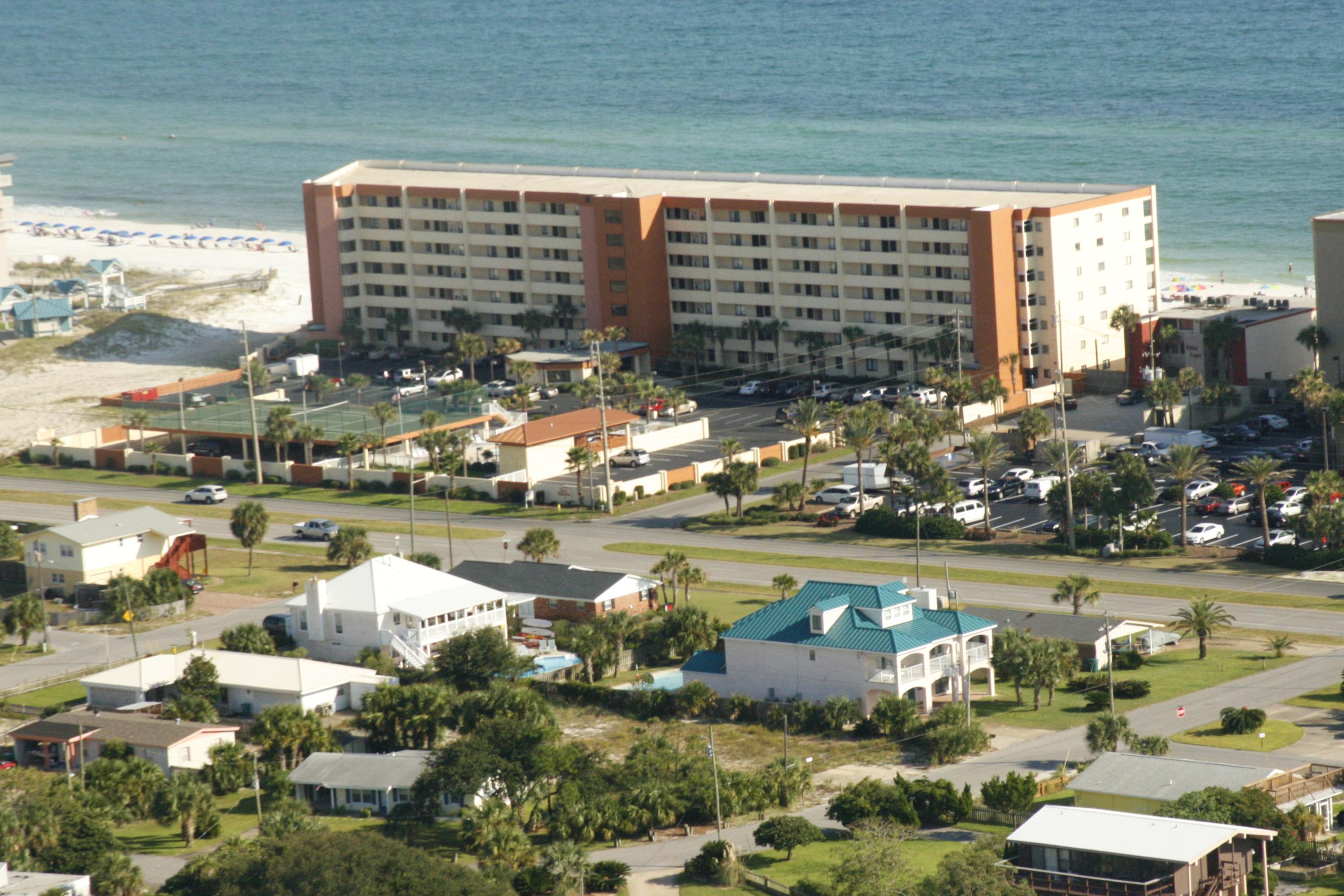 SURF DWELLER CONDO - Residential