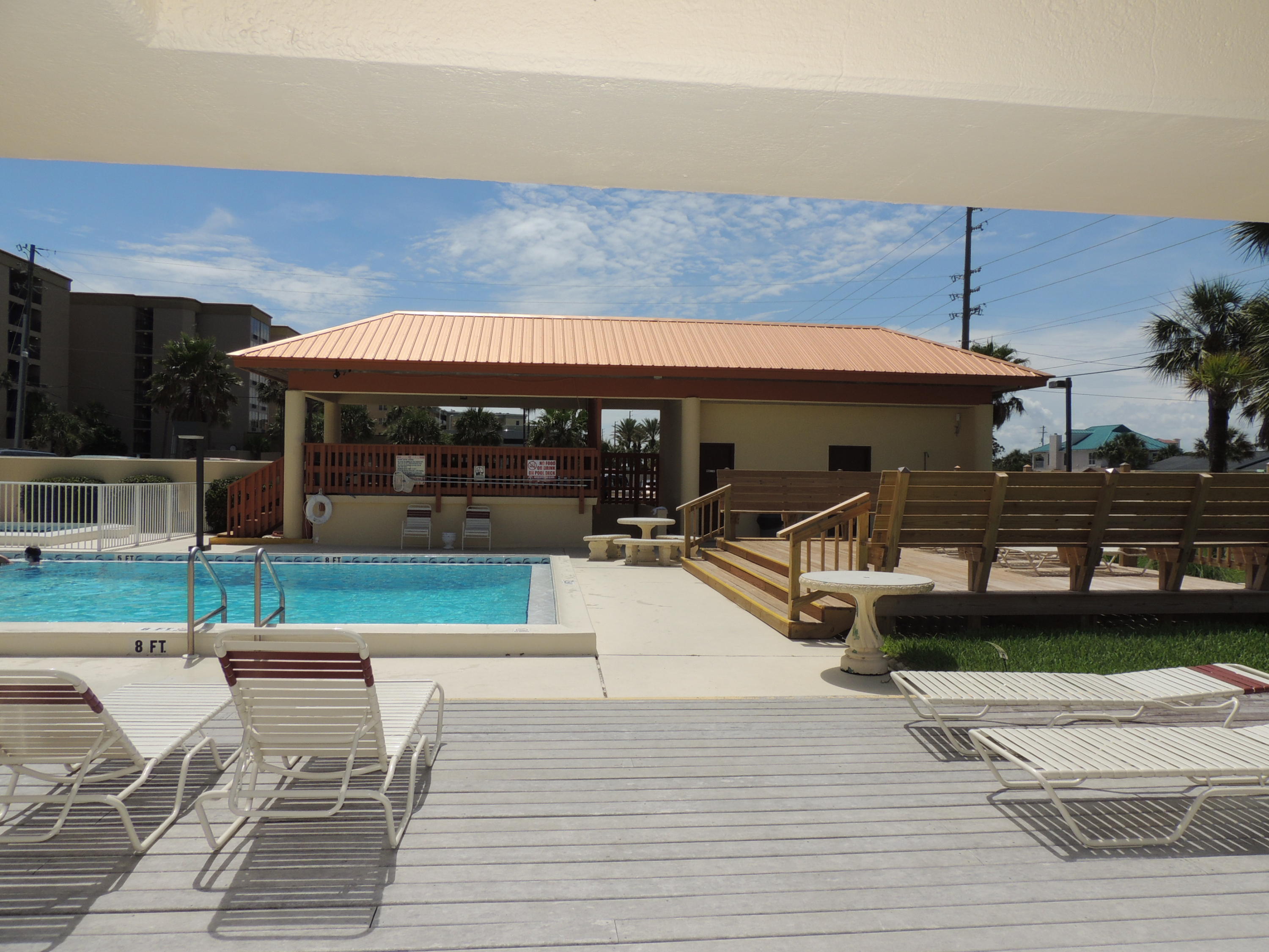 SURF DWELLER CONDO - Residential