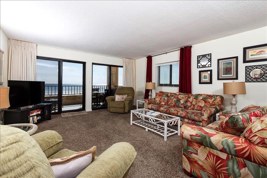 SURF DWELLER CONDO - Residential