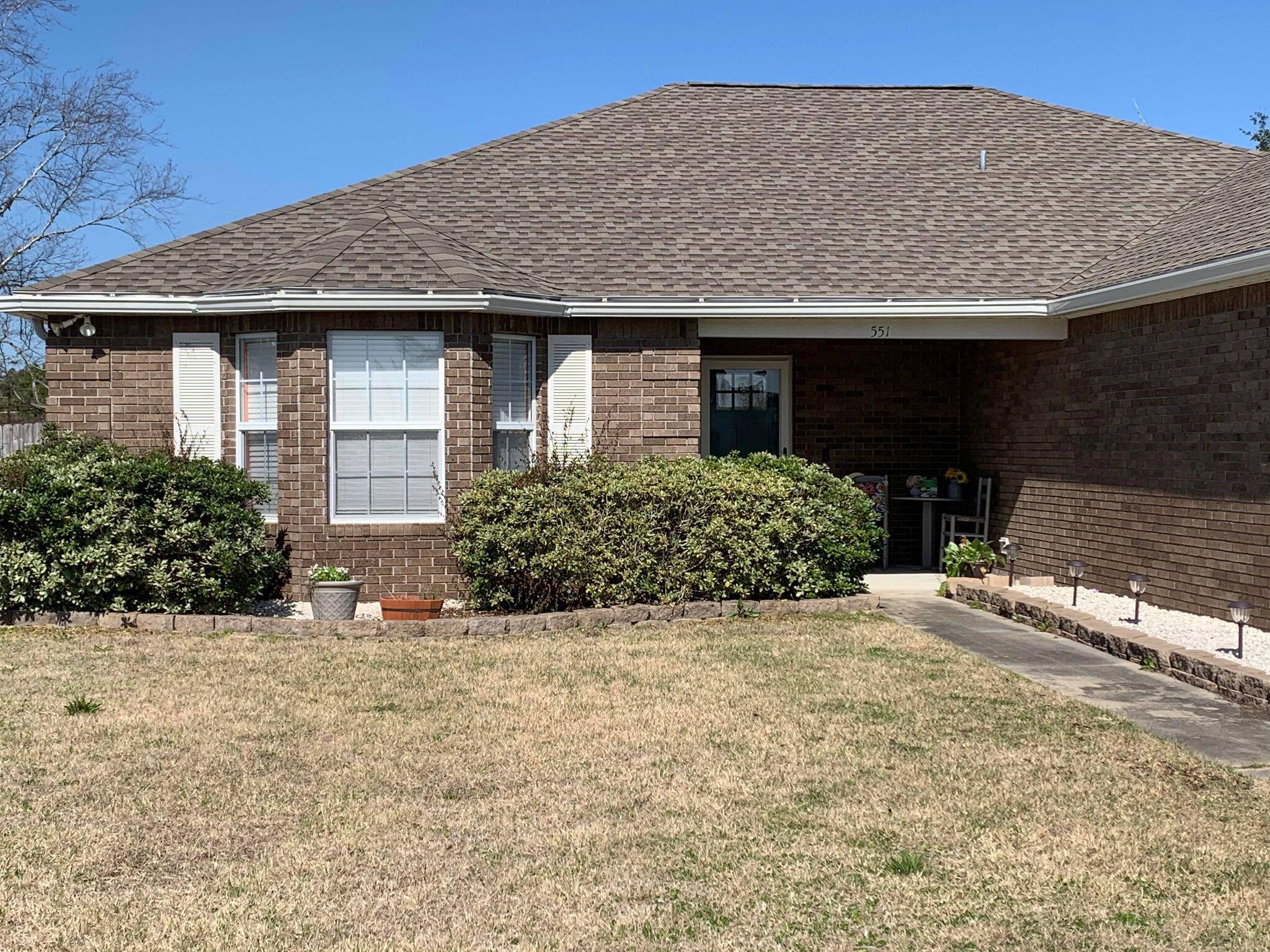 PELICAN POINT - Residential