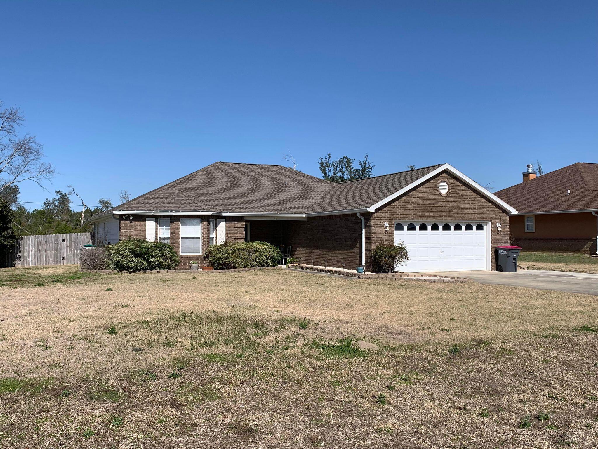 PELICAN POINT - Residential