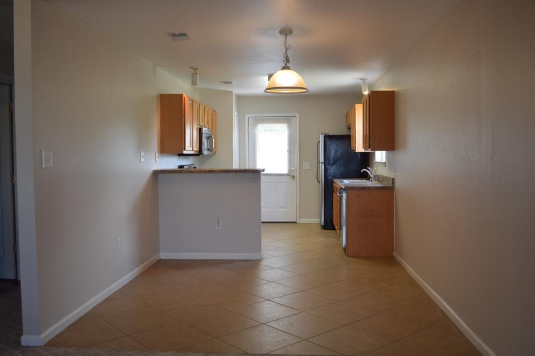 QUAIL LAKE - Residential