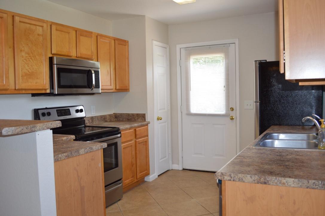 QUAIL LAKE - Residential