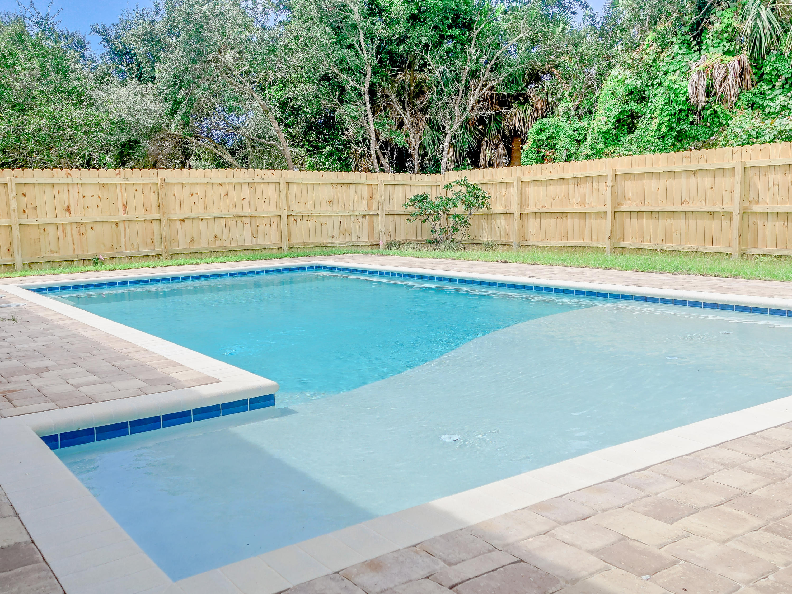 GULFSIDE ESTATES PHASE I & II - Residential