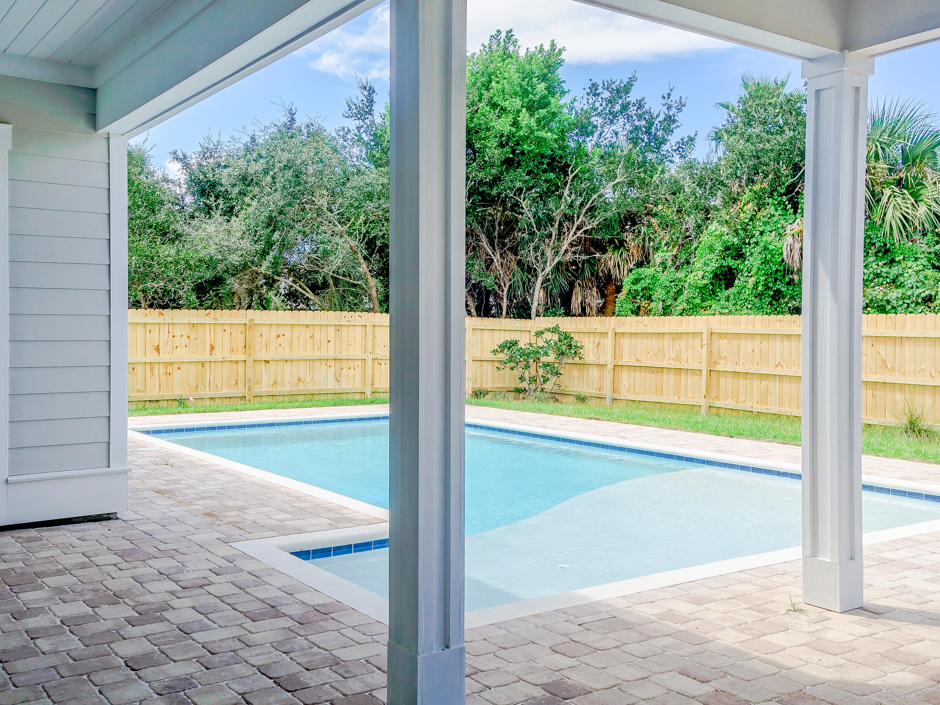 GULFSIDE ESTATES PHASE I & II - Residential