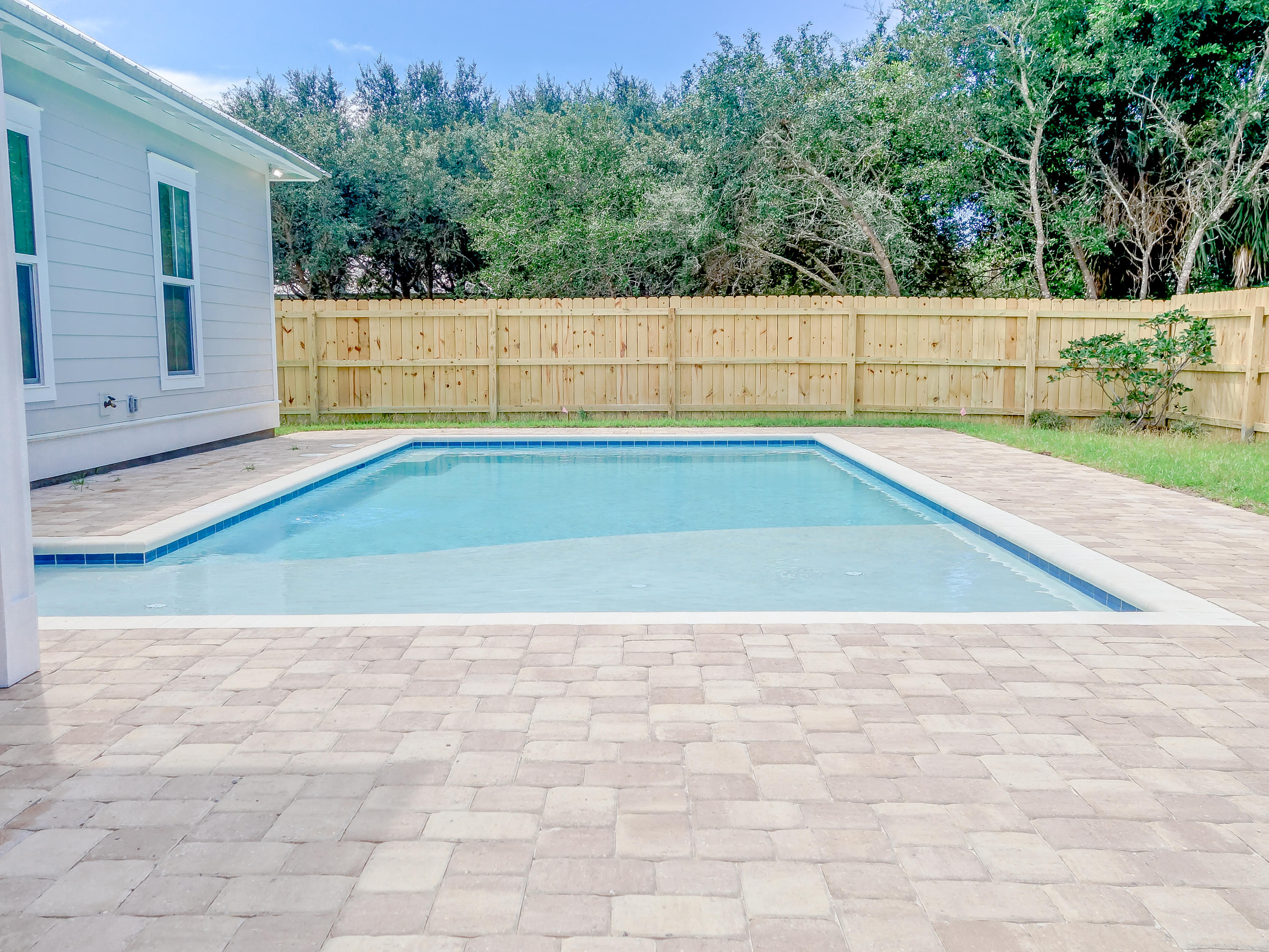 GULFSIDE ESTATES PHASE I & II - Residential