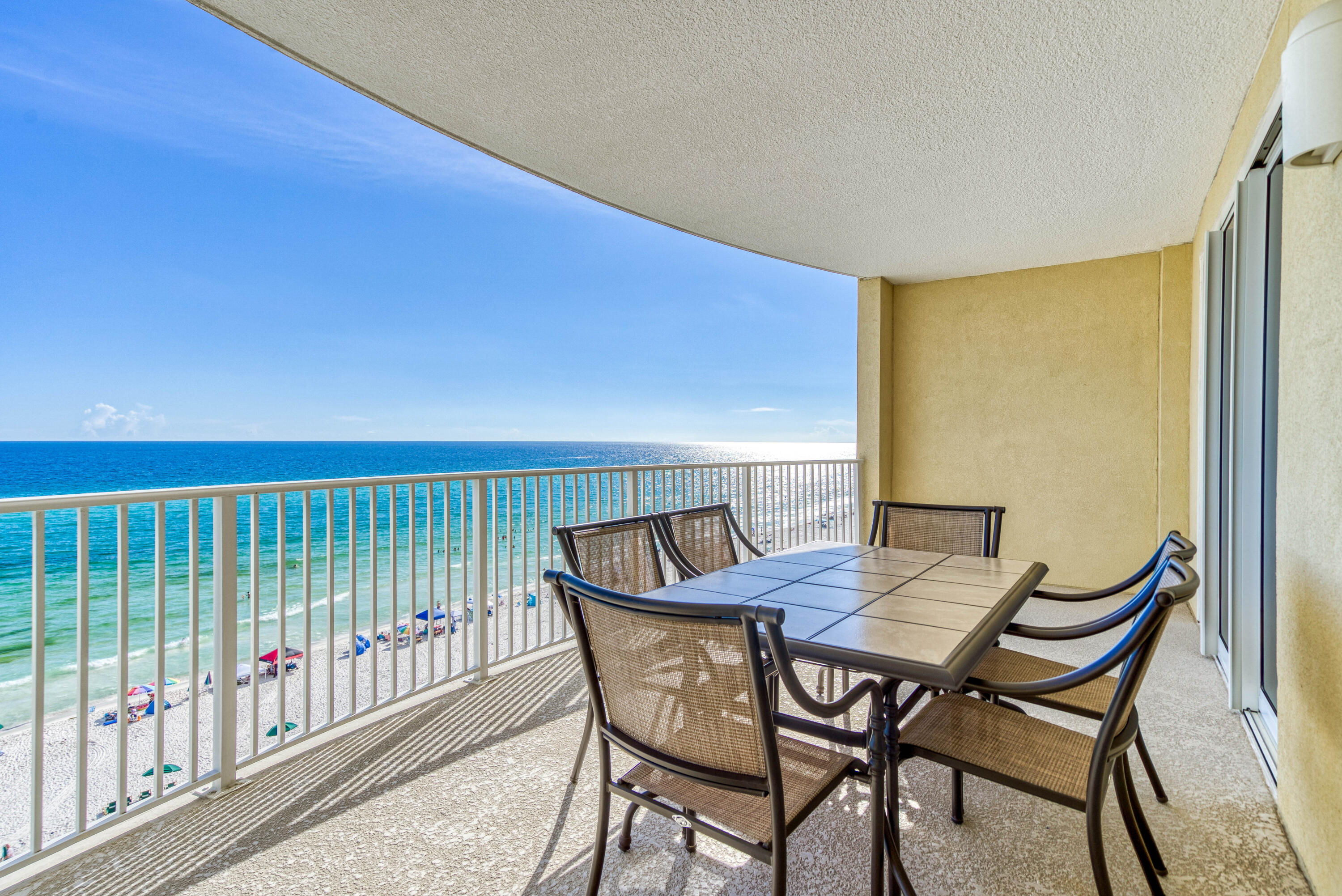 EMERALD ISLE - Residential