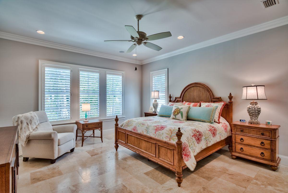 BAYTOWNE AVE EAST - Residential