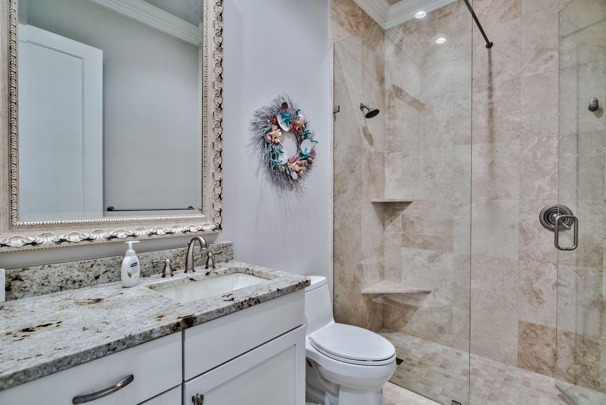 BAYTOWNE AVE EAST - Residential