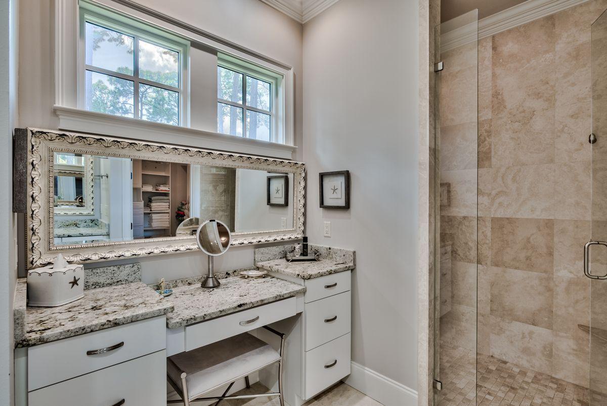 BAYTOWNE AVE EAST - Residential