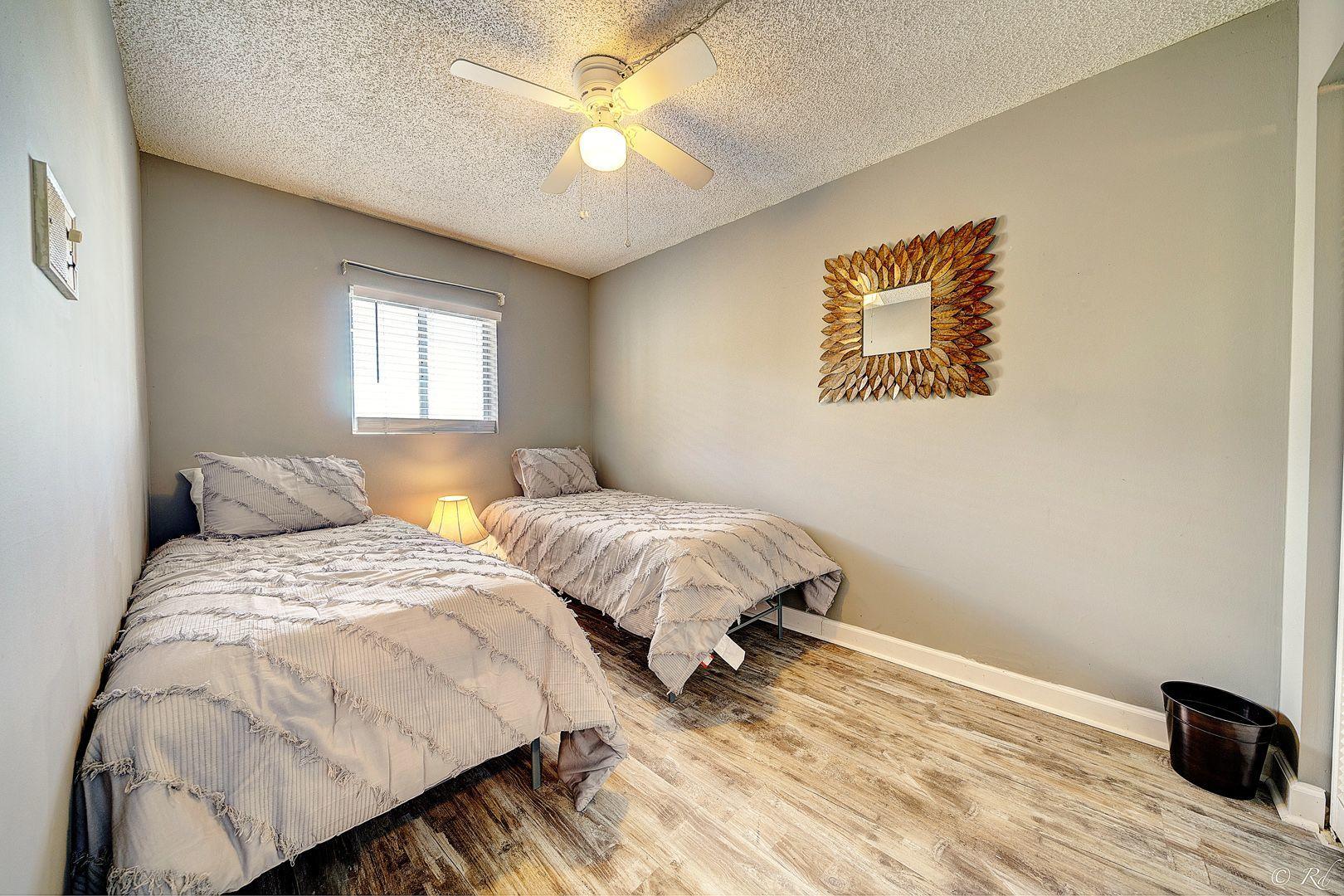 REGENCY TOWERS - Residential