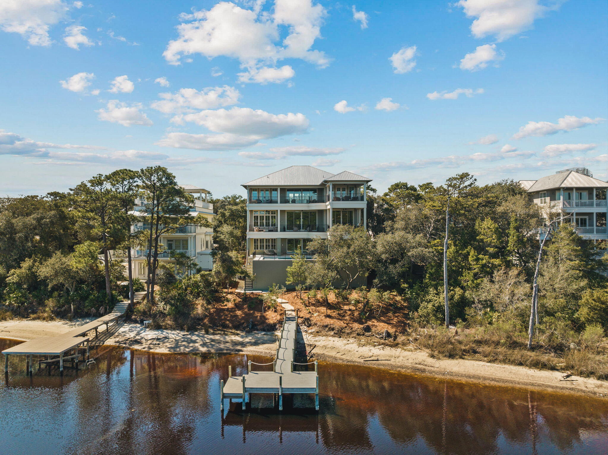 BLUE MOUNTAIN BEACH - Residential