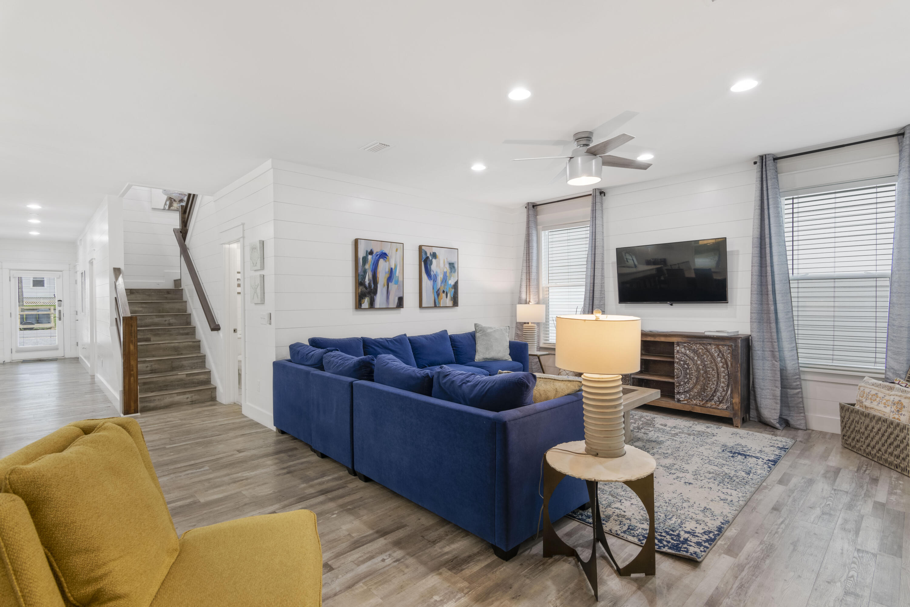 SEABREEZE - Residential