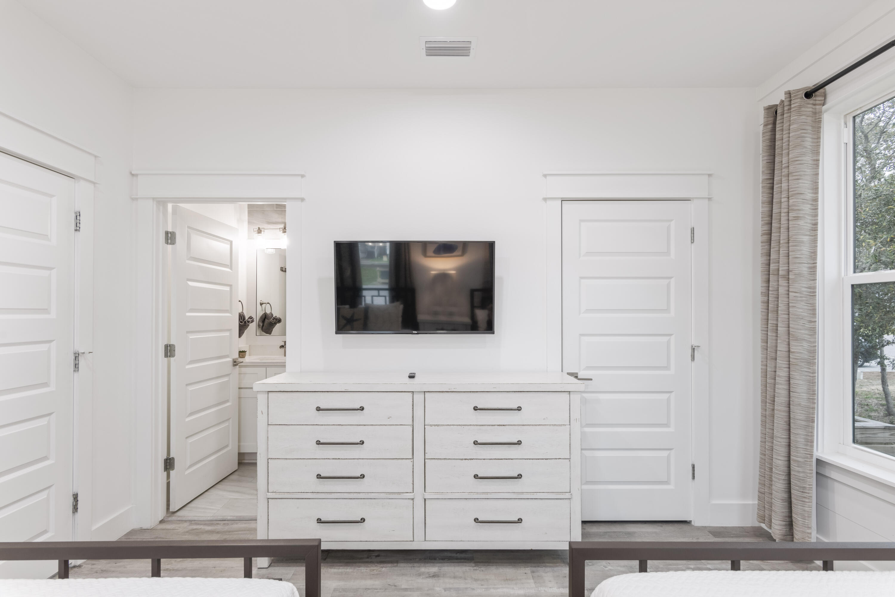 SEABREEZE - Residential