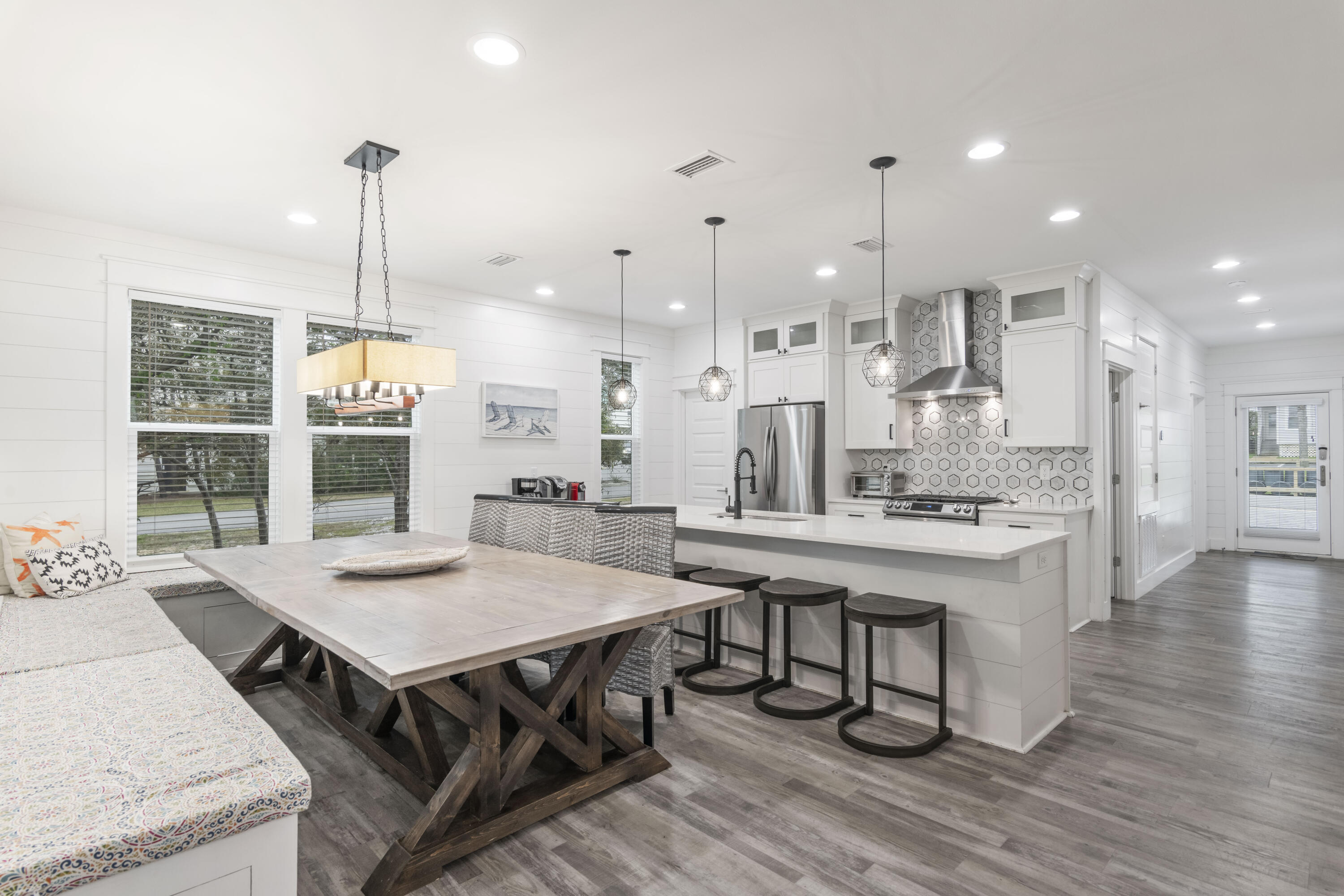 SEABREEZE - Residential