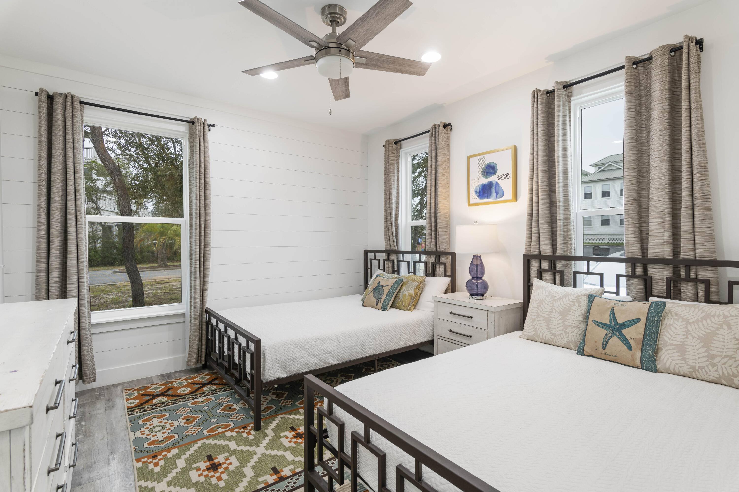 SEABREEZE - Residential