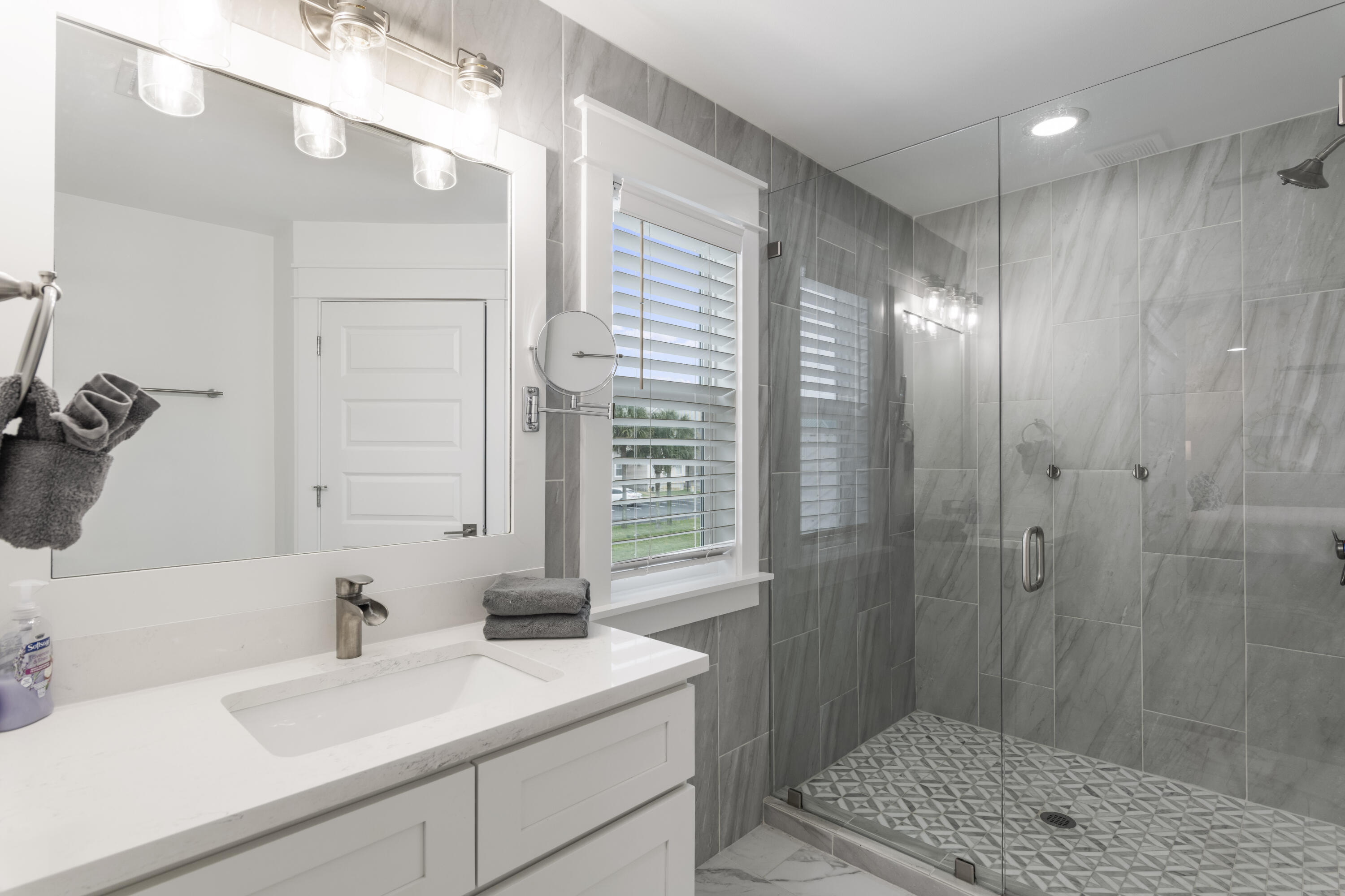 SEABREEZE - Residential