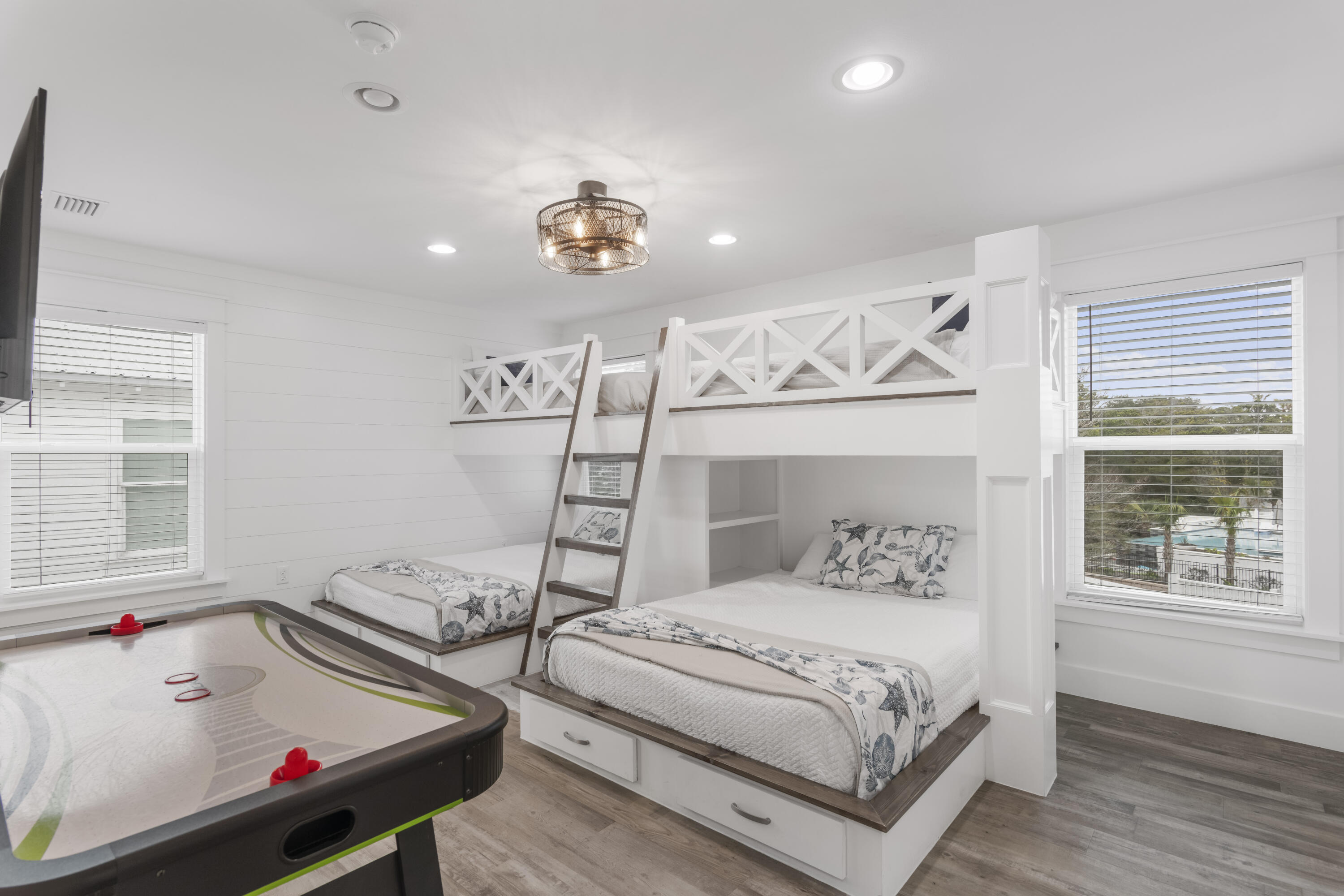 SEABREEZE - Residential
