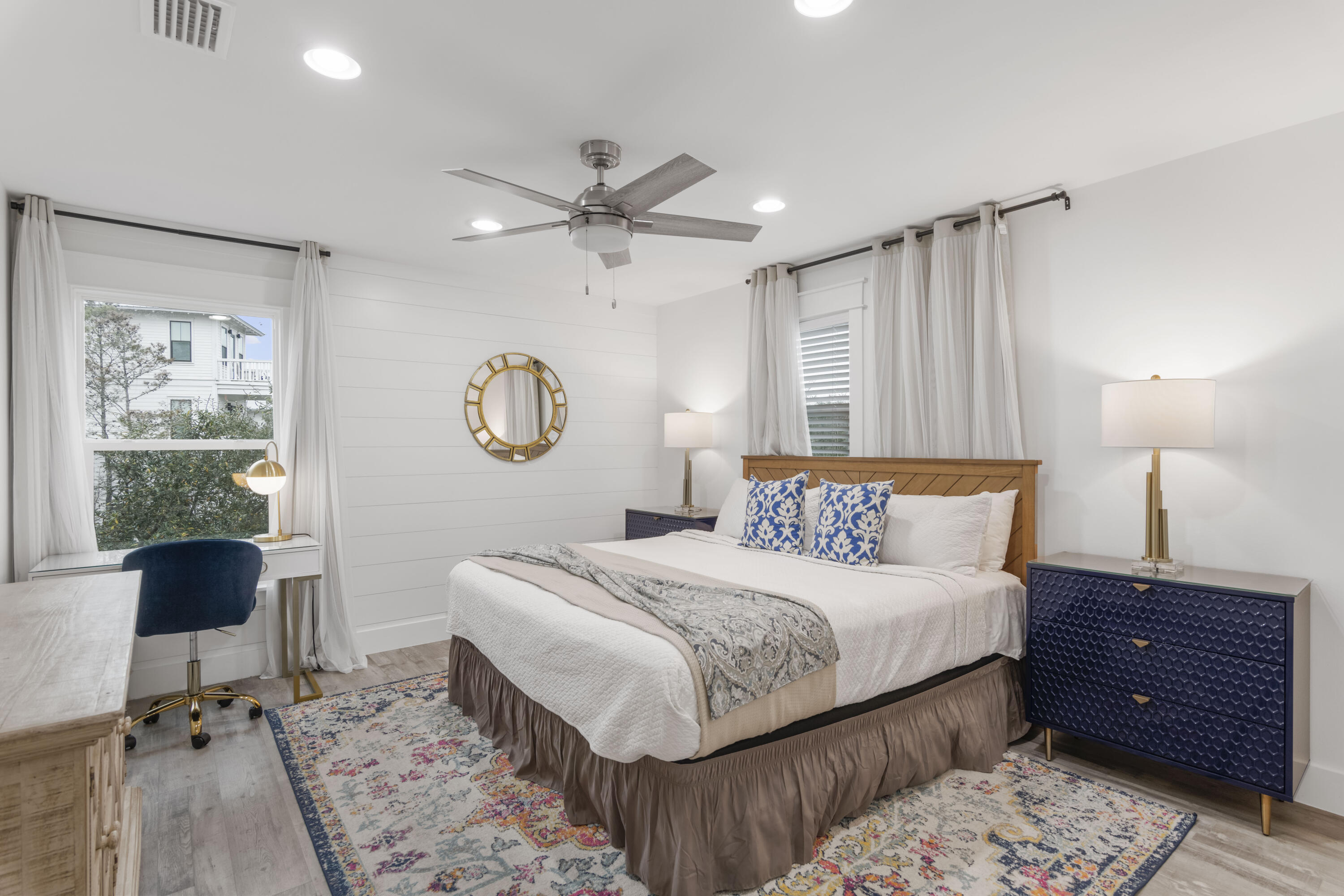 SEABREEZE - Residential