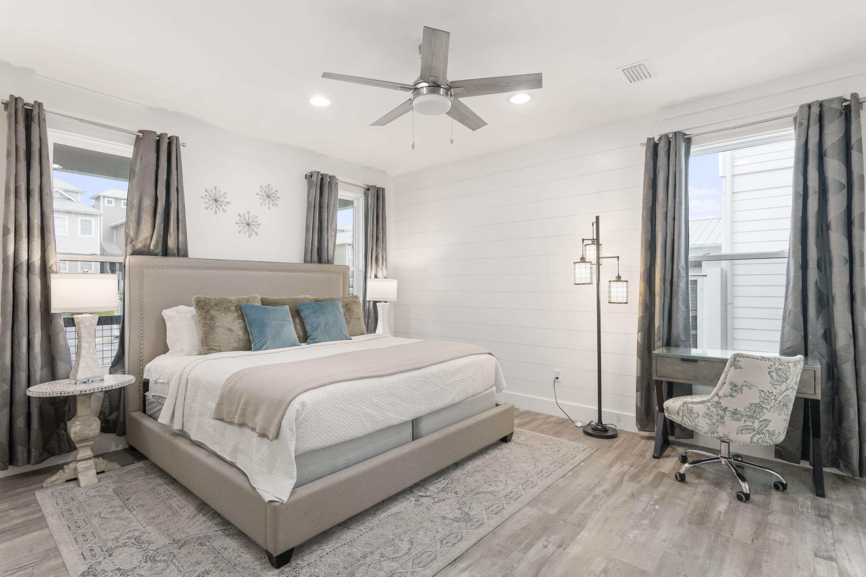 SEABREEZE - Residential