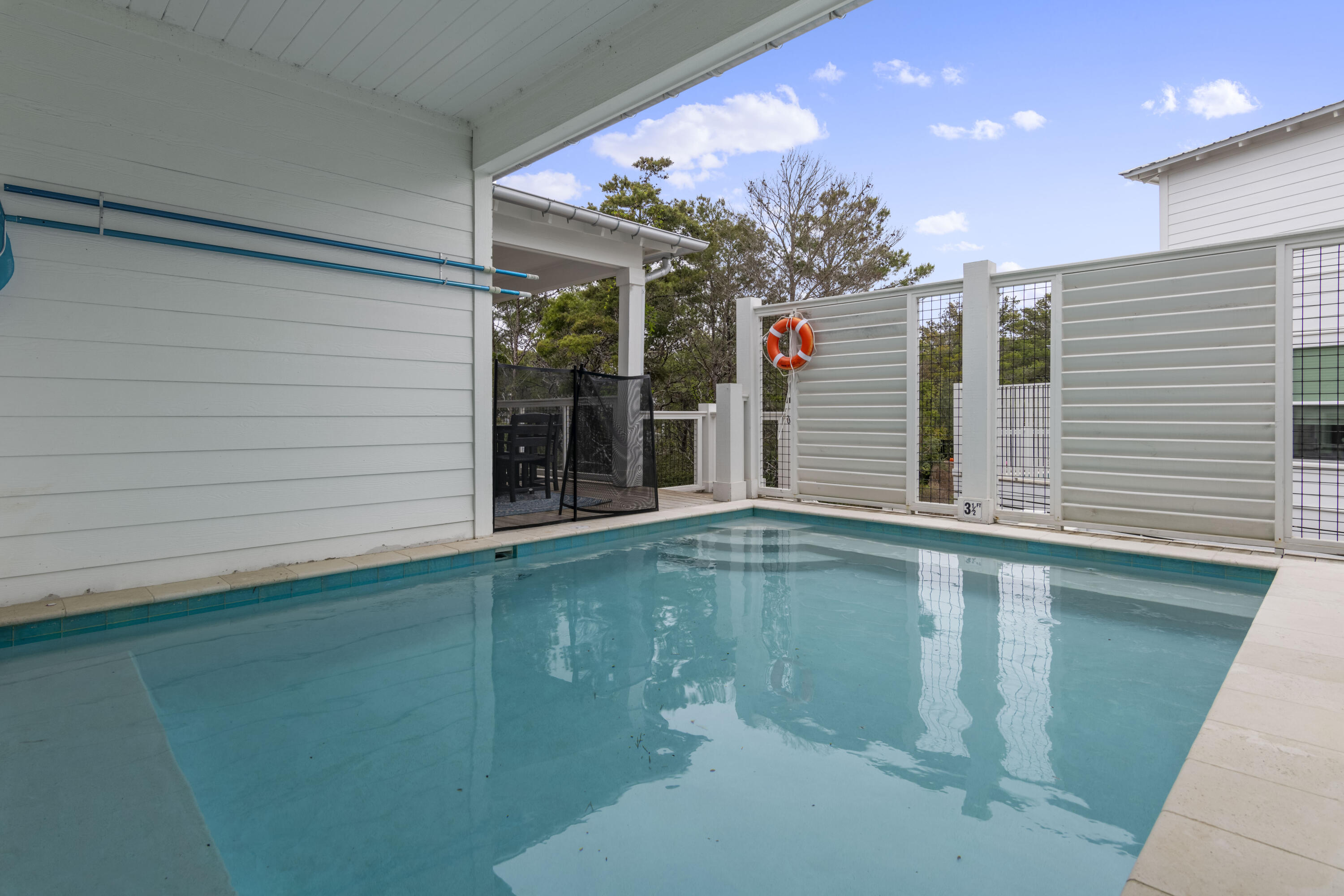 SEABREEZE - Residential