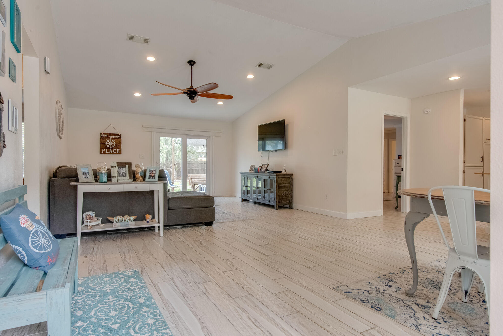 NAVARRE SHORES - Residential