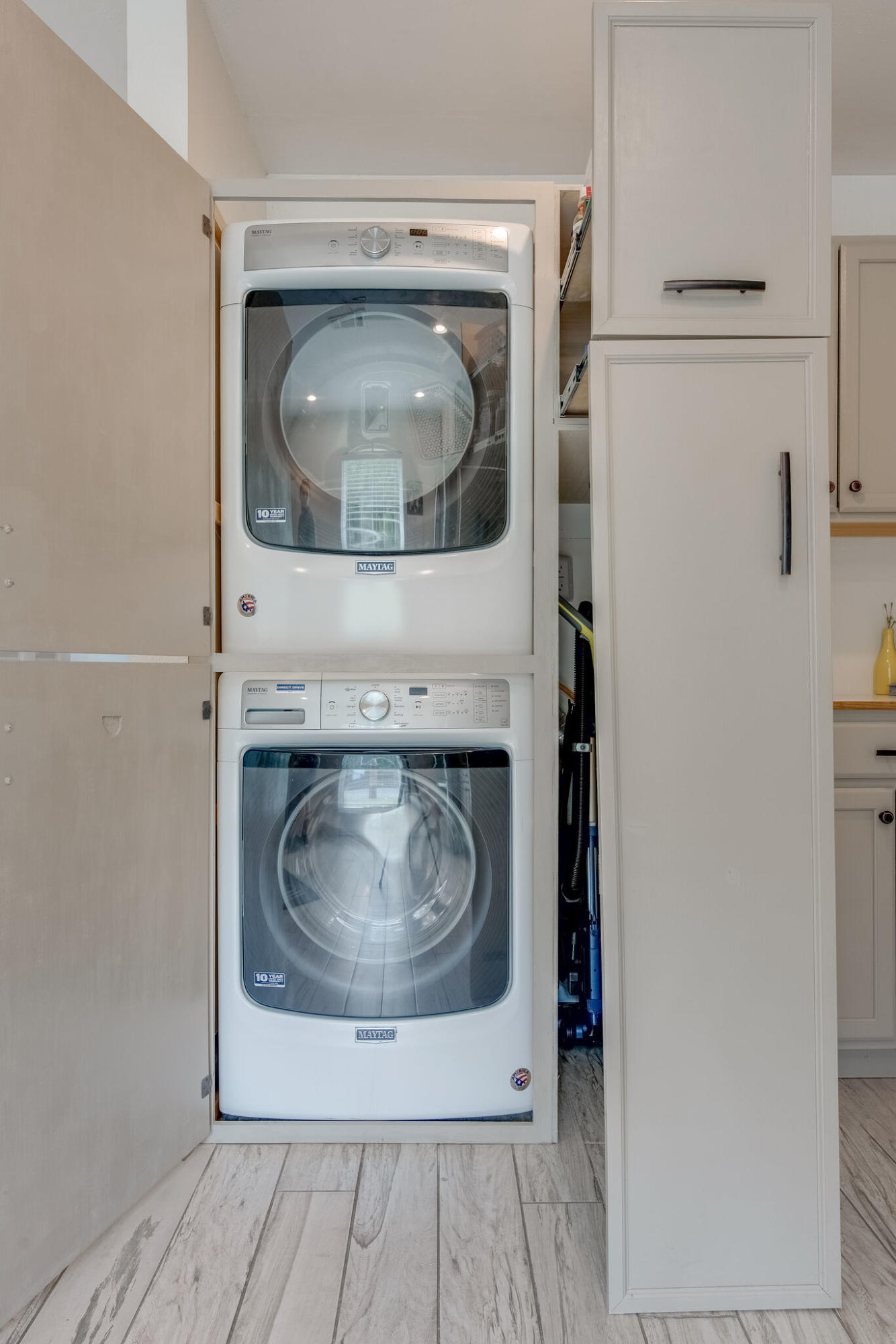 NAVARRE SHORES - Residential