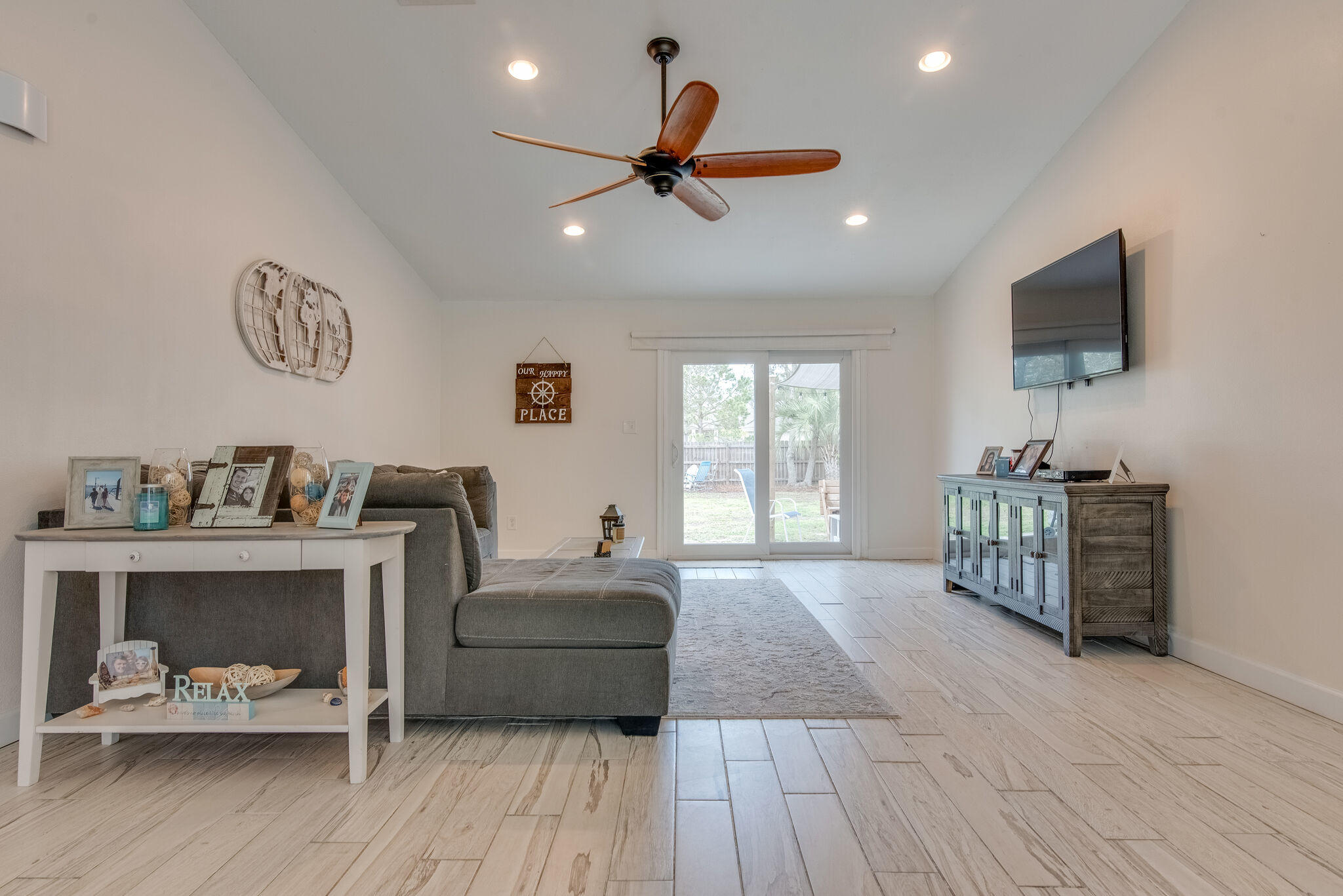 NAVARRE SHORES - Residential