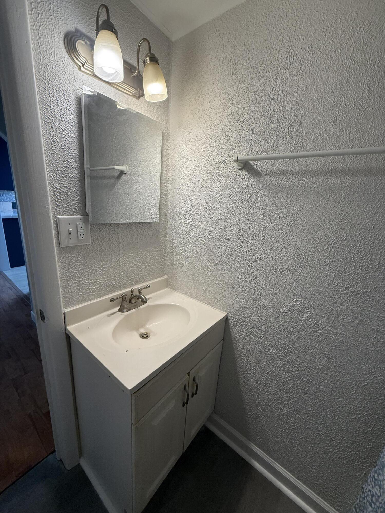 HOLLAND ADDN - Residential Lease