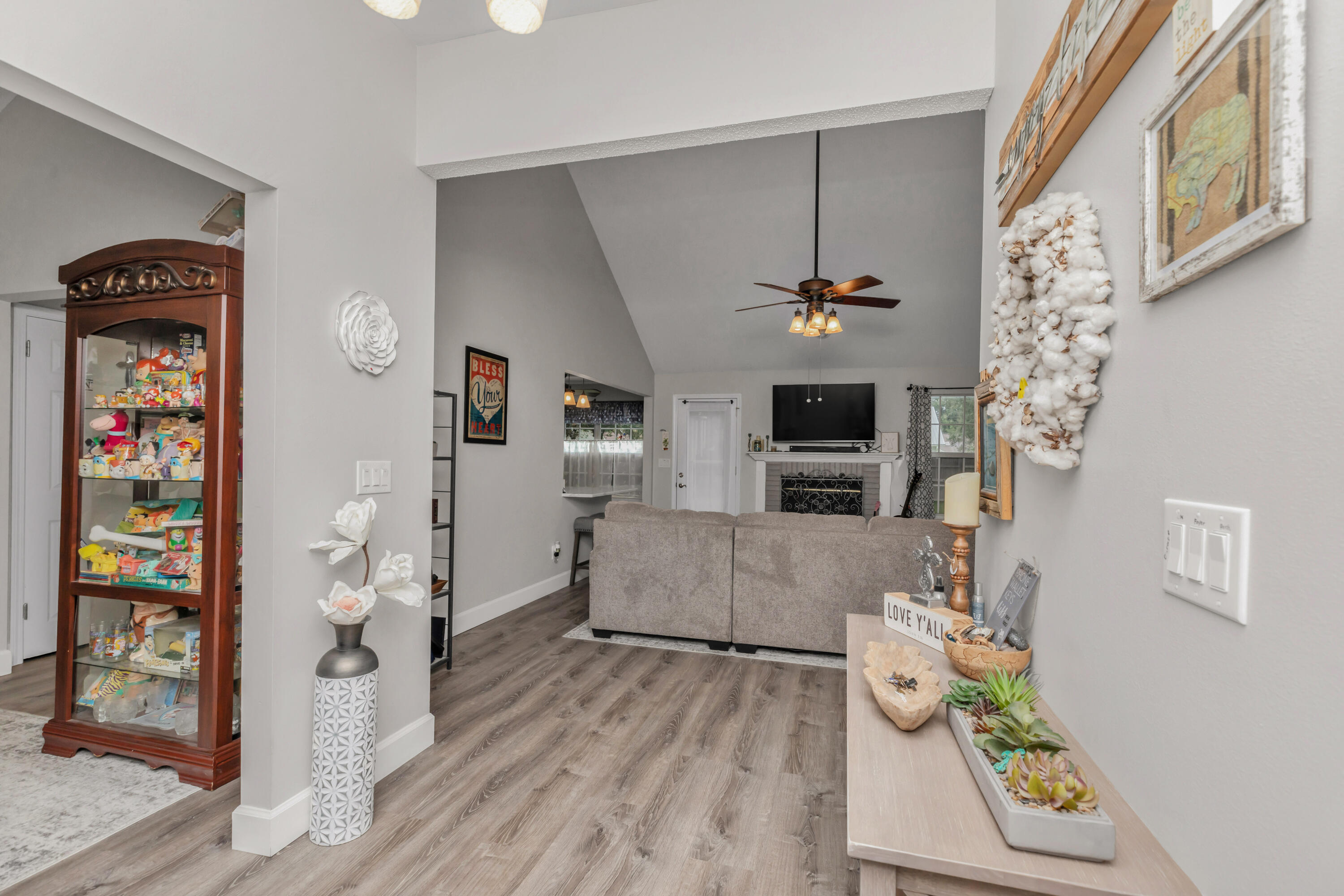 COUNTRYVIEW ESTATES 4TH ADDN PH 3 - Residential