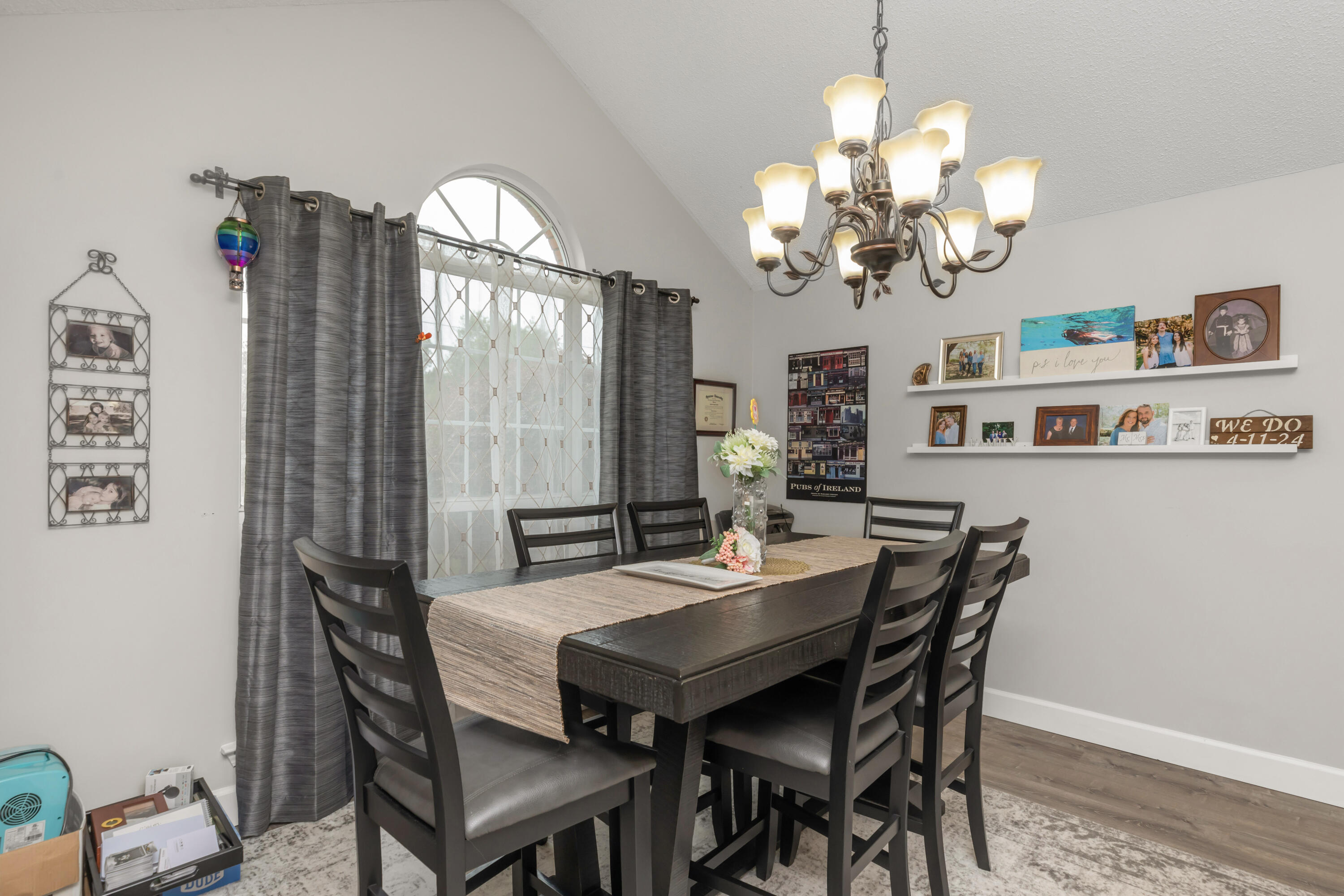 COUNTRYVIEW ESTATES 4TH ADDN PH 3 - Residential