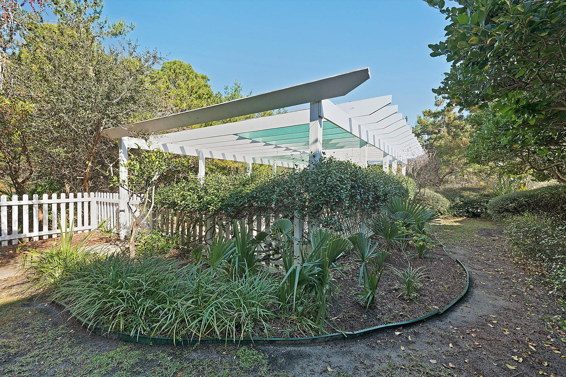 SEA DUNES ESTATES - Residential