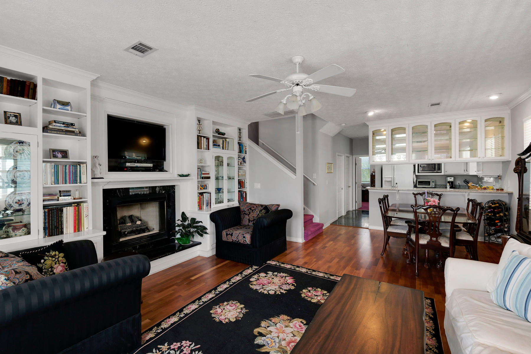 SEA DUNES ESTATES - Residential