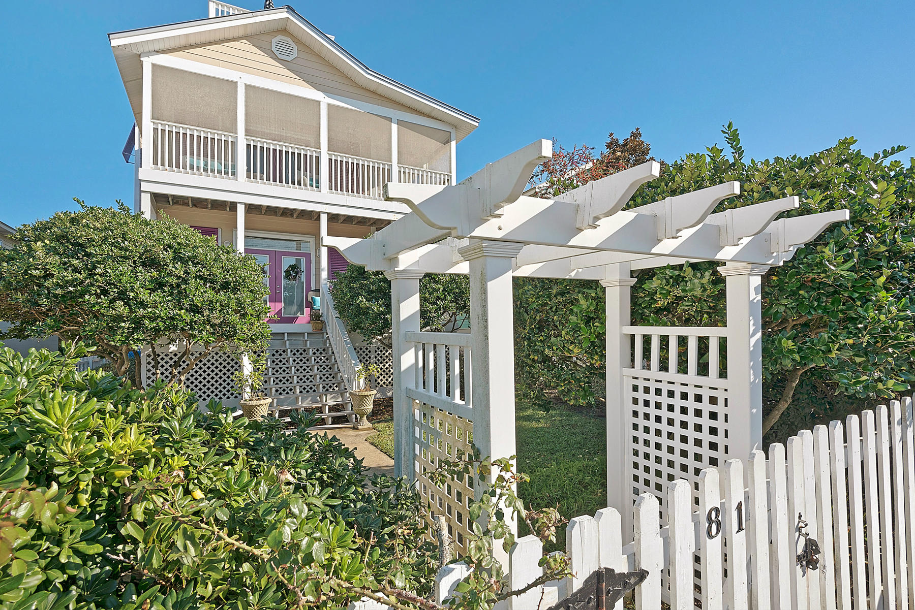 SEA DUNES ESTATES - Residential