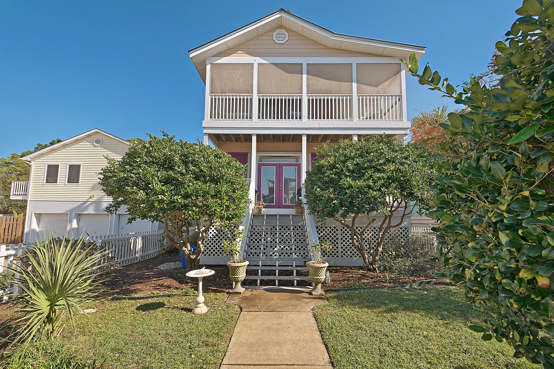 SEA DUNES ESTATES - Residential