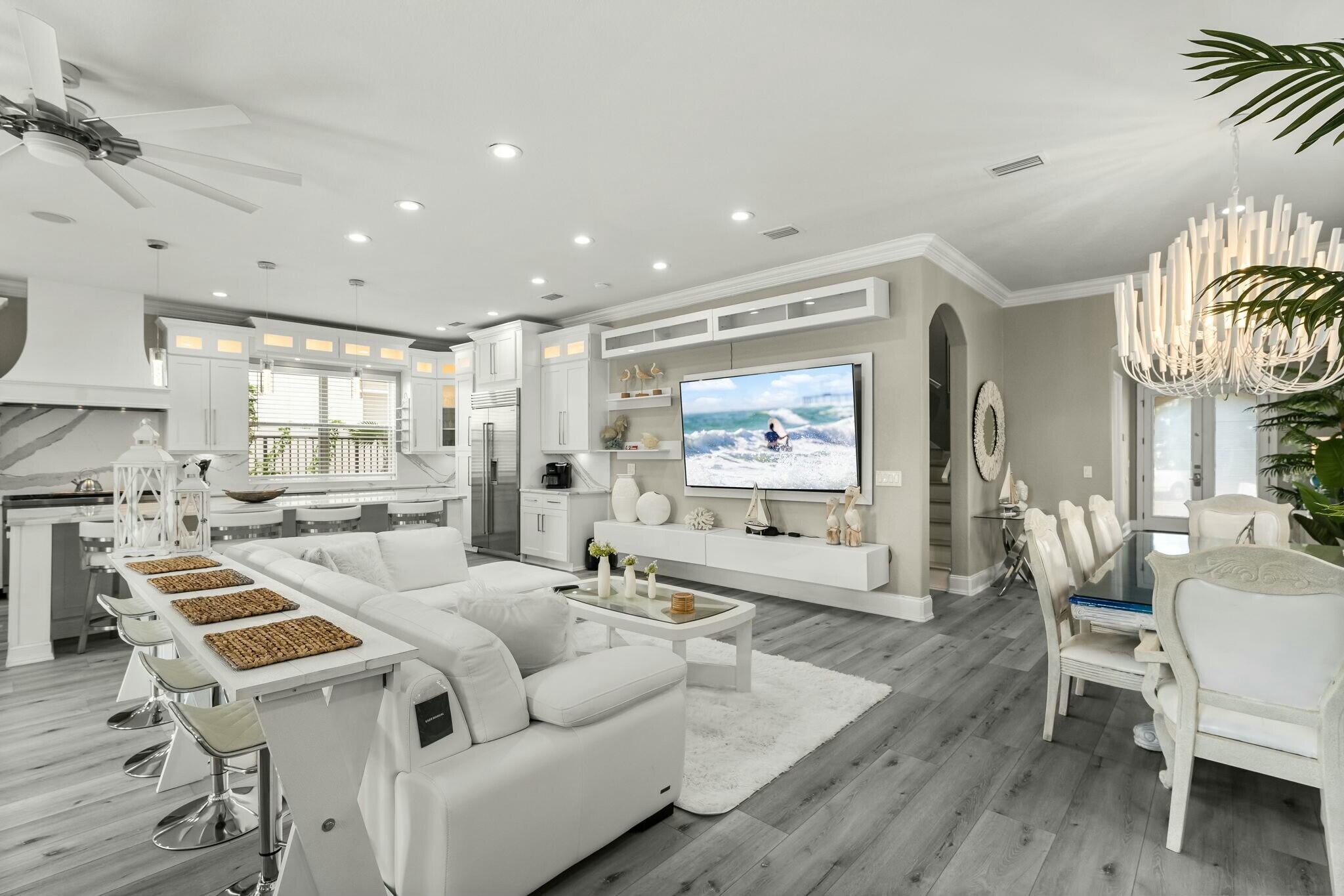 LOT 3 SPYGLASS VILLAS S/D TOGETHER WITH A 25% OWNERSHIP OF SPYGLASS DR & RETENTION AREA AS SHOWN ON - Residential