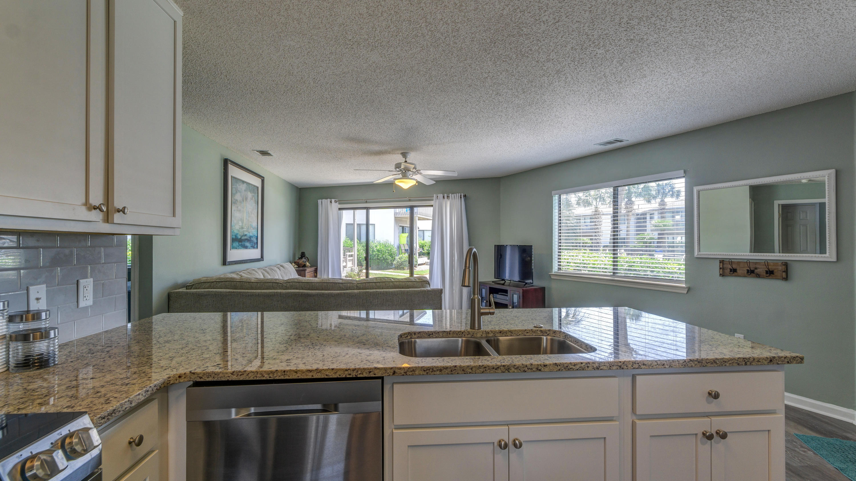 CRYSTAL VILLAGE 2 CONDO PH 4 - Residential