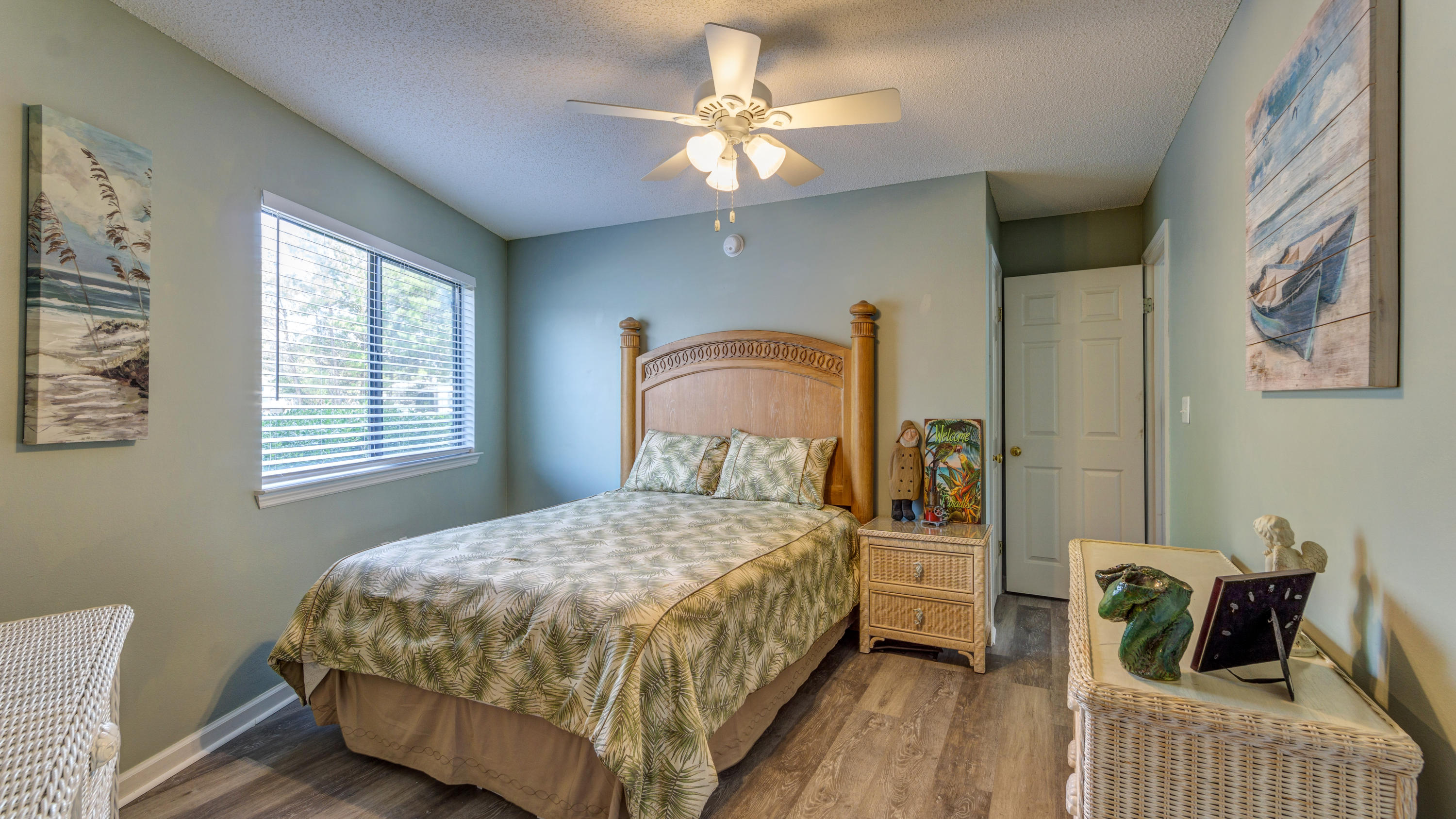 CRYSTAL VILLAGE 2 CONDO PH 4 - Residential