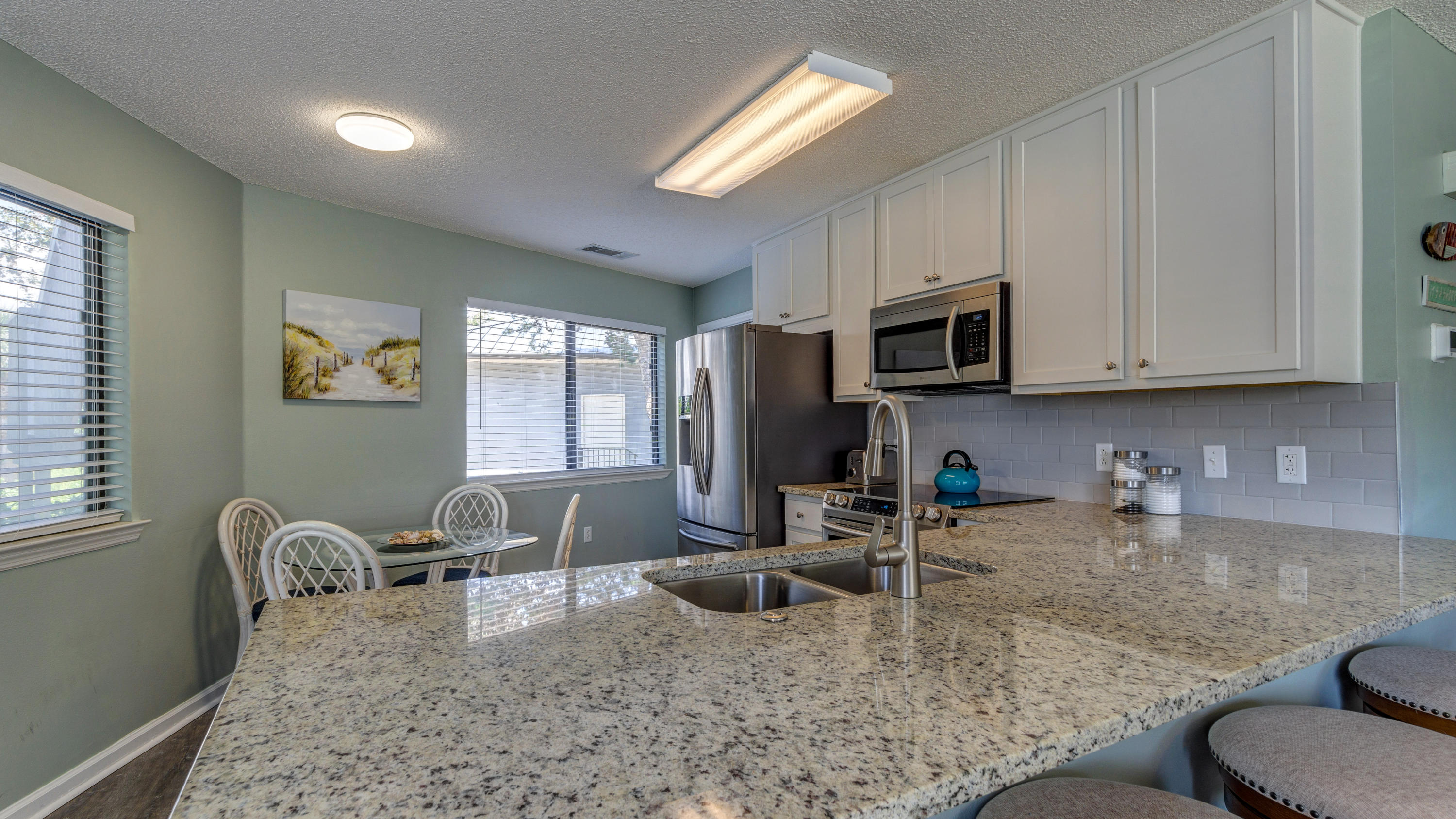 CRYSTAL VILLAGE 2 CONDO PH 4 - Residential