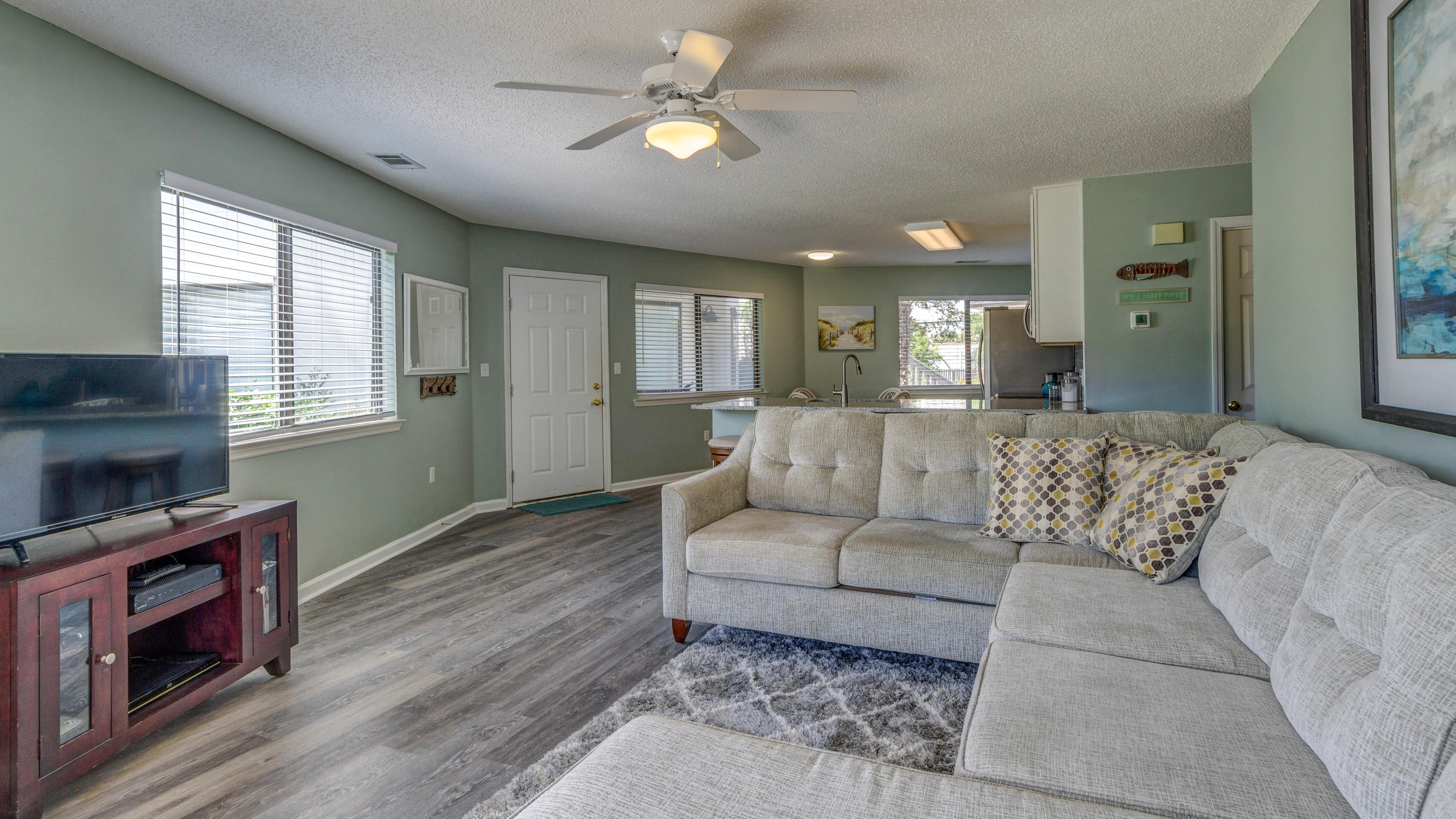 CRYSTAL VILLAGE 2 CONDO PH 4 - Residential