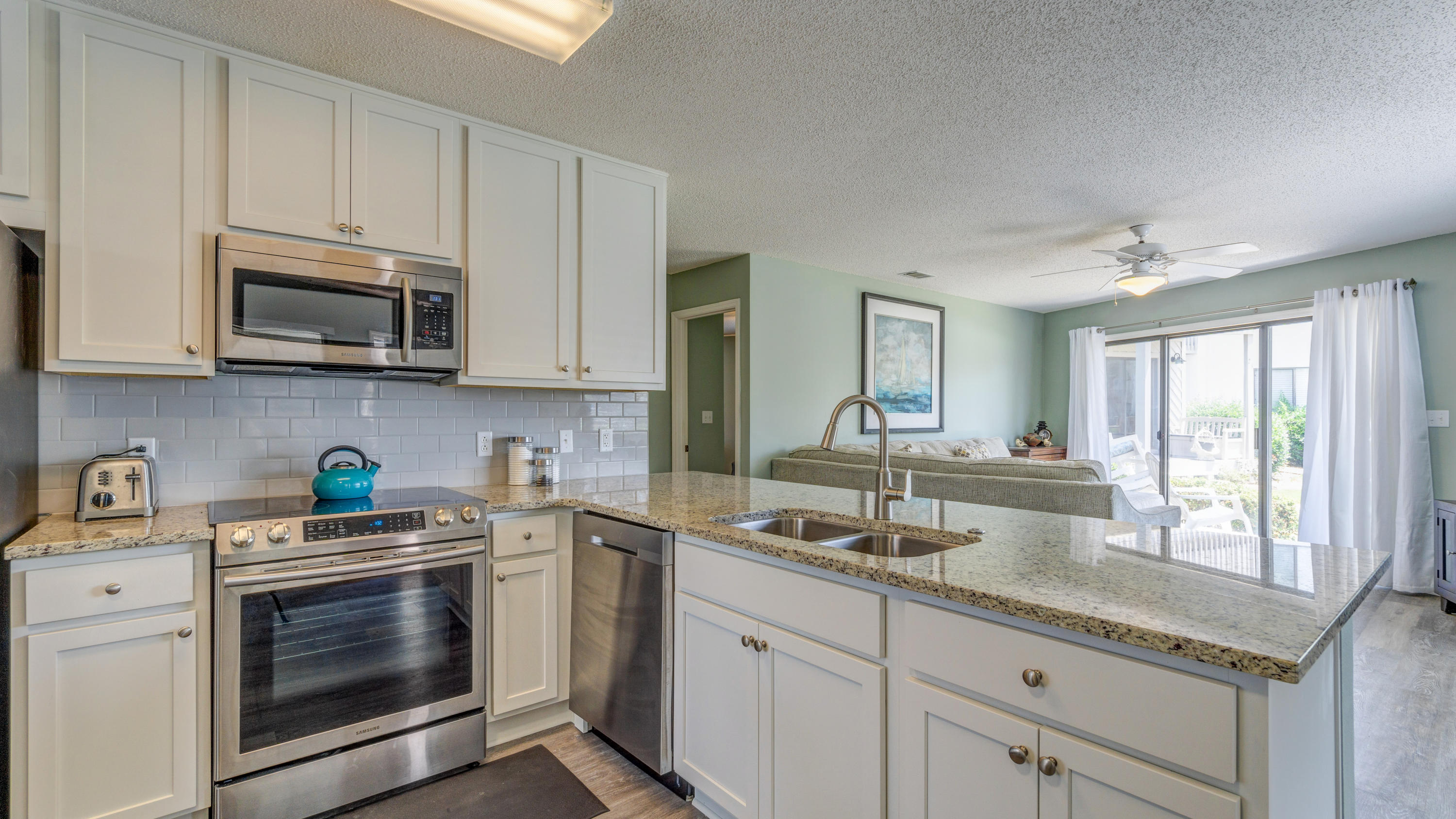 CRYSTAL VILLAGE 2 CONDO PH 4 - Residential