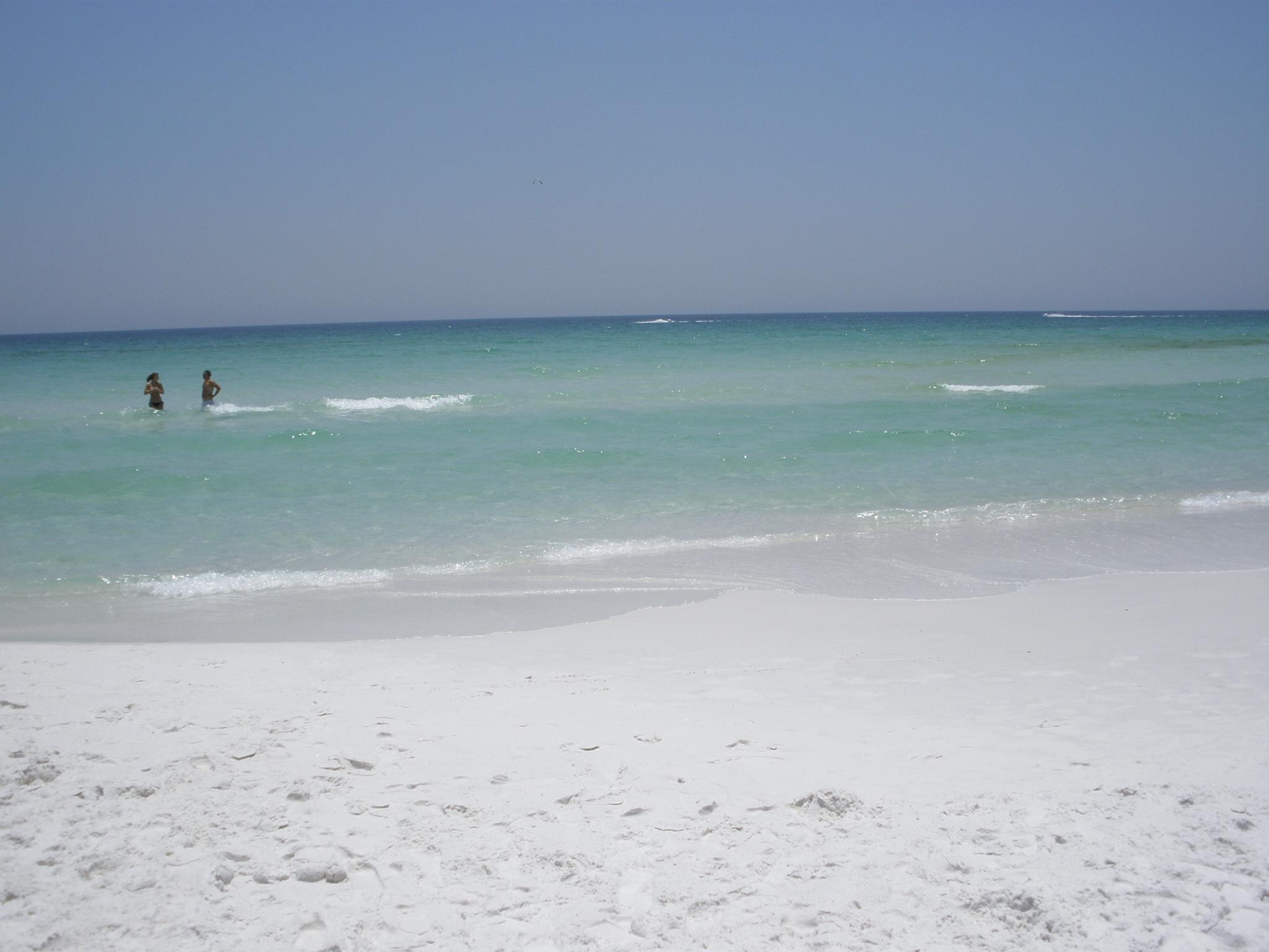 CRYSTAL VILLAGE 2 CONDO PH 4 - Residential