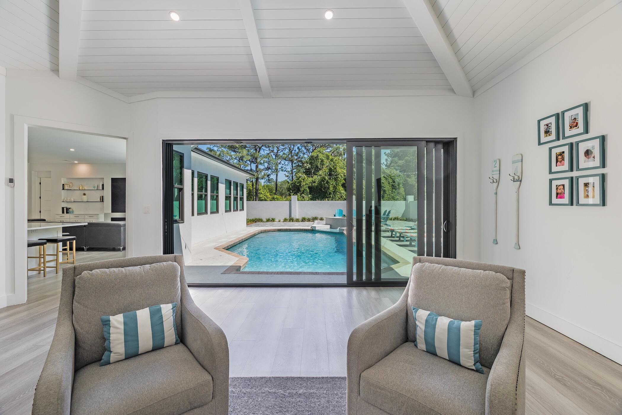EMERALD BAY WEST - Residential