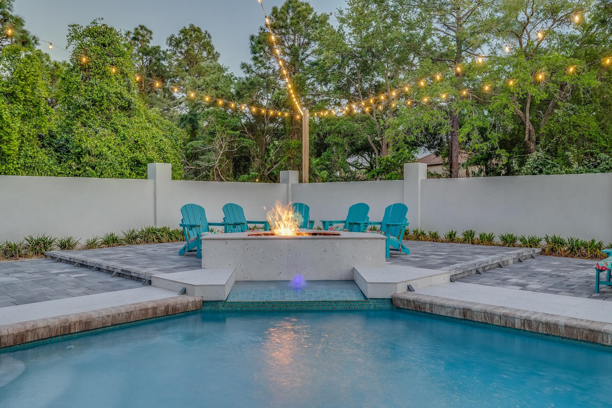 EMERALD BAY WEST - Residential