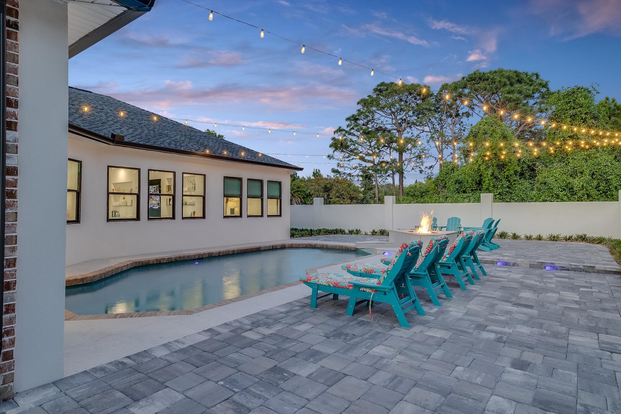 EMERALD BAY WEST - Residential