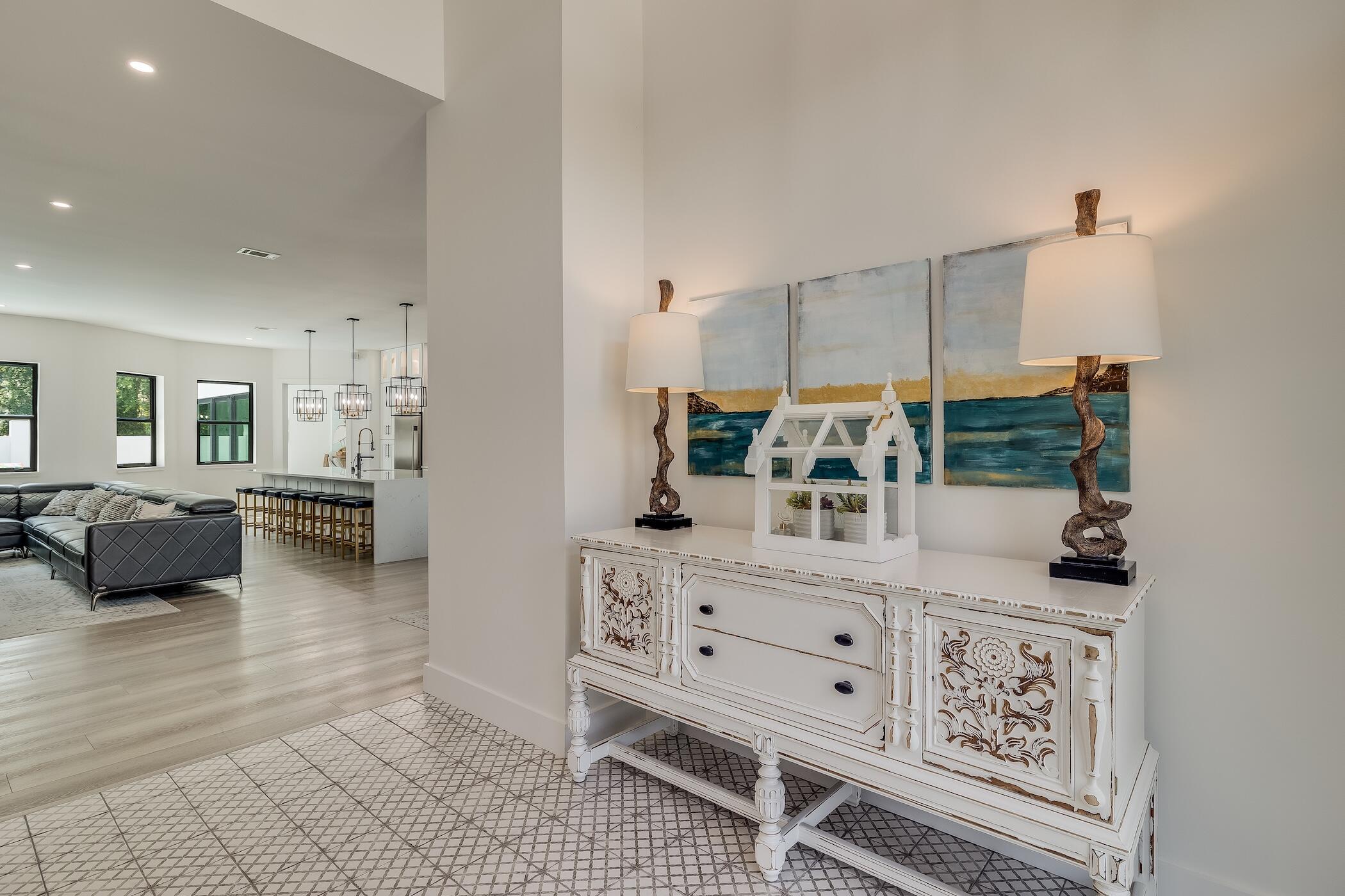 EMERALD BAY WEST - Residential